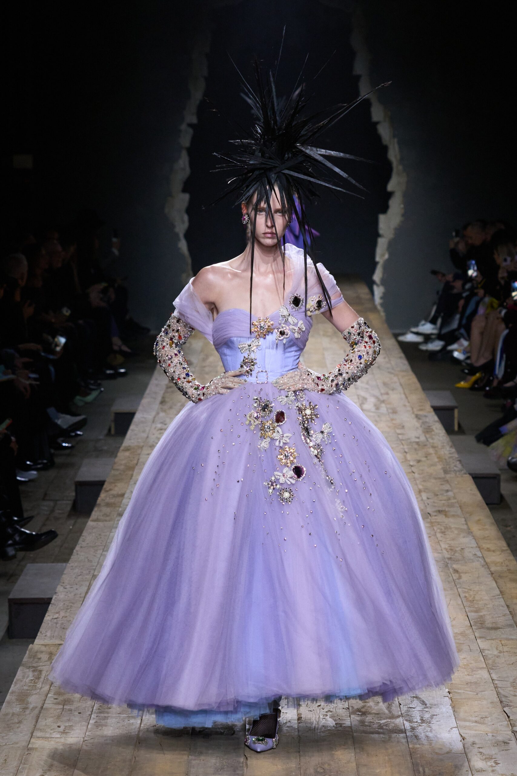 Moschino F/W 23 Look 36