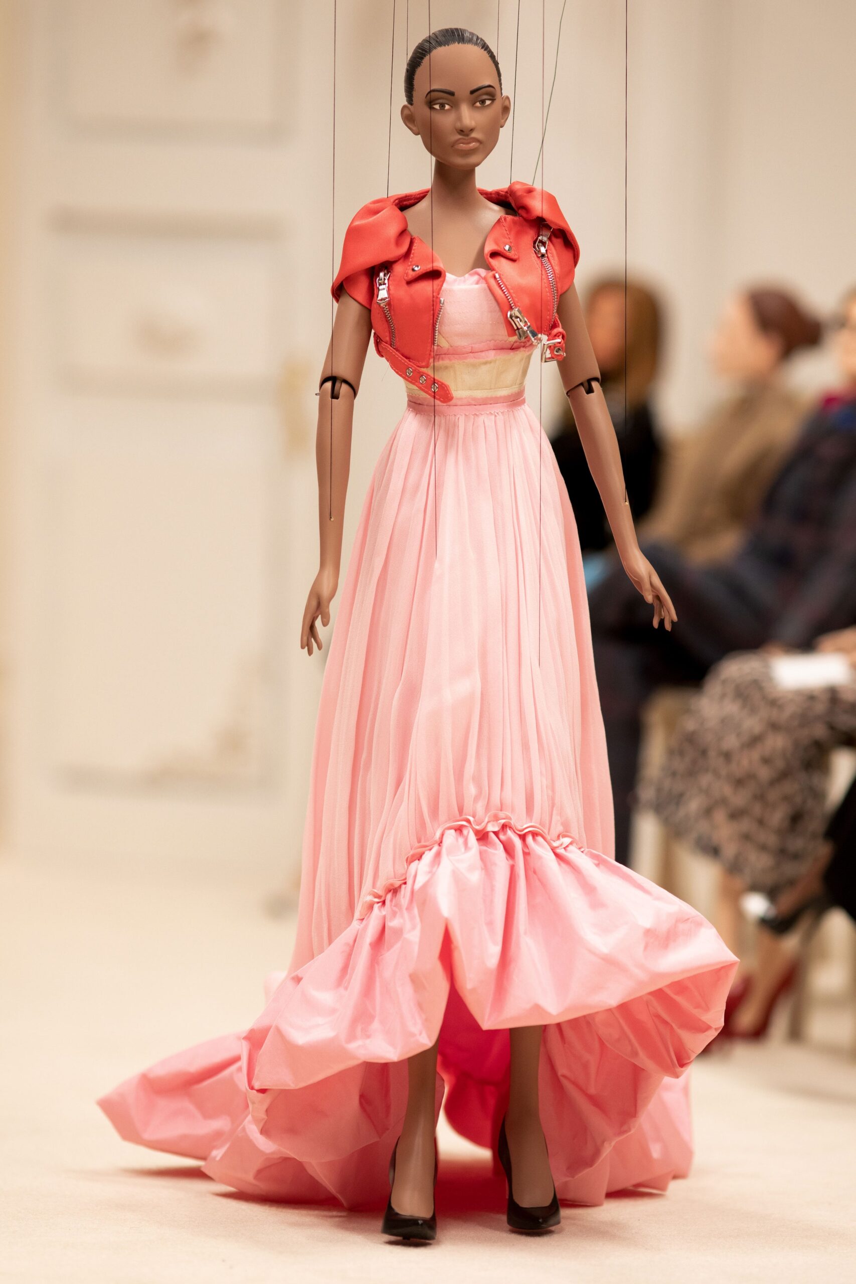 Moschino S/S 21 Look 37
