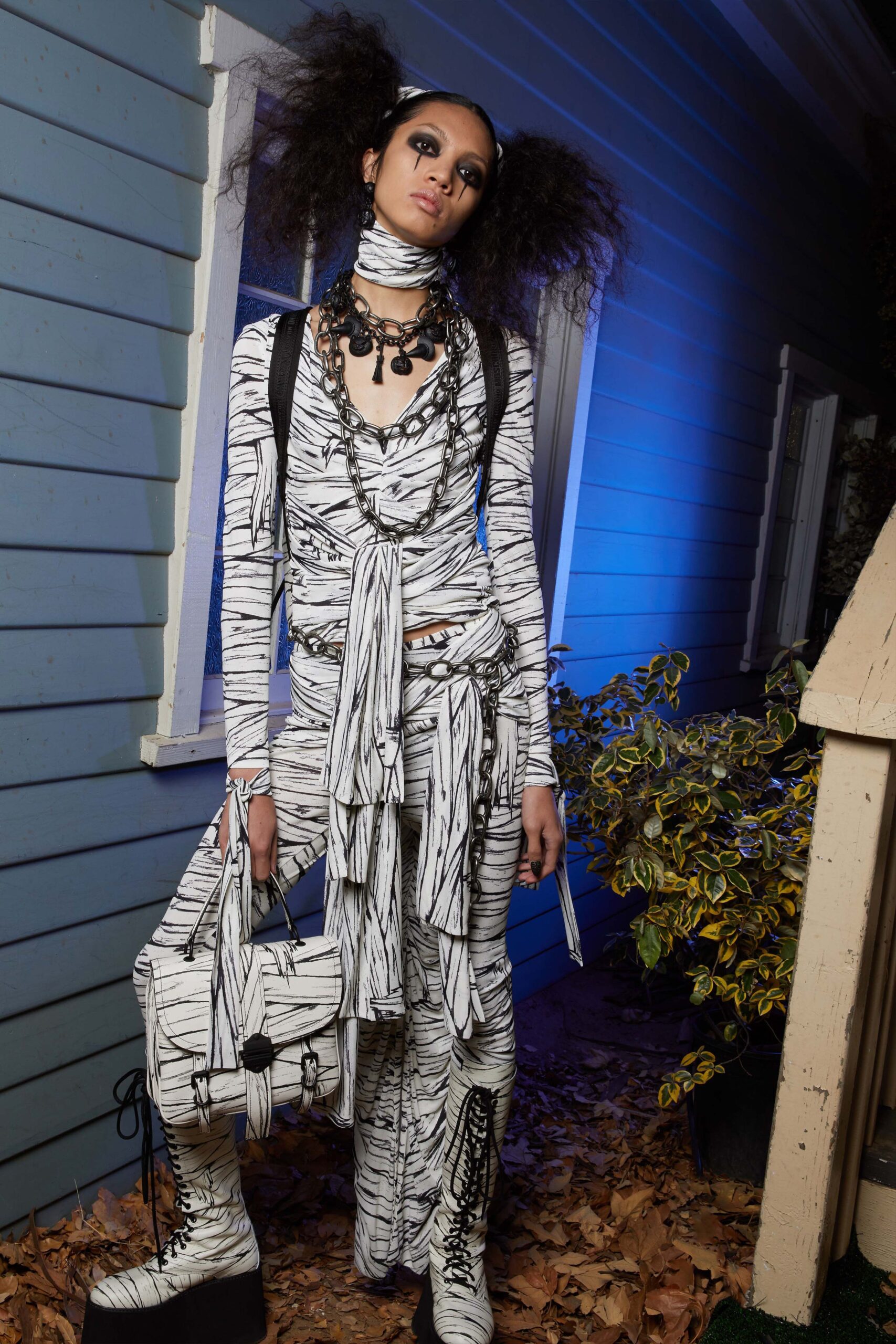 Moschino S/S 20 Menswear Look 38
