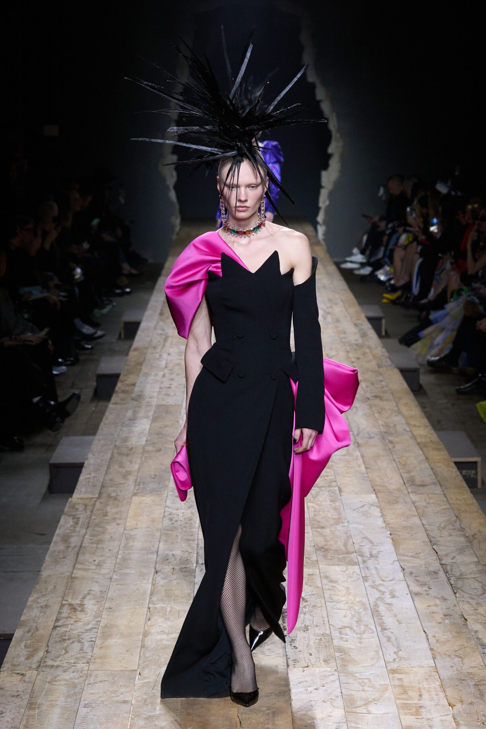 Moschino F/W 23 Look 38