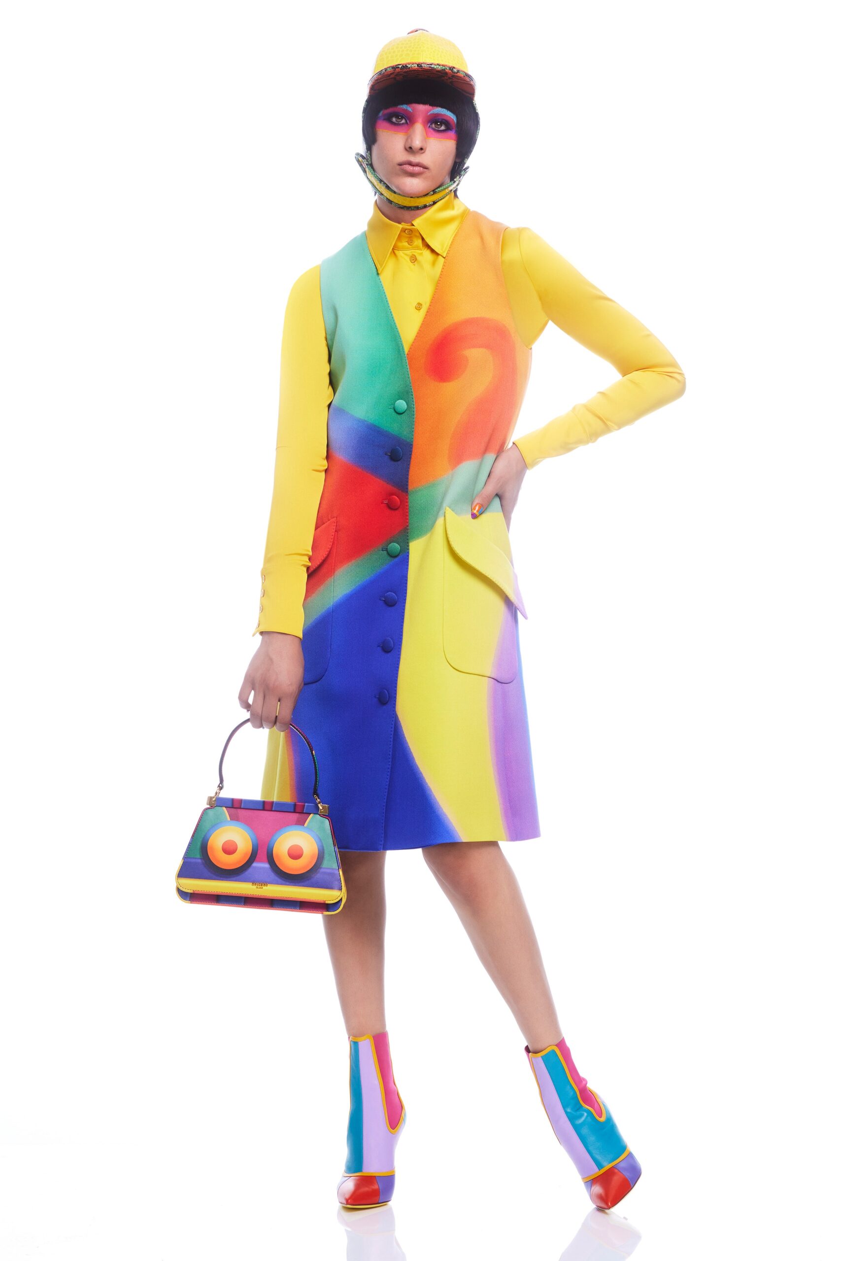 Moschino F/W 22 Look 40