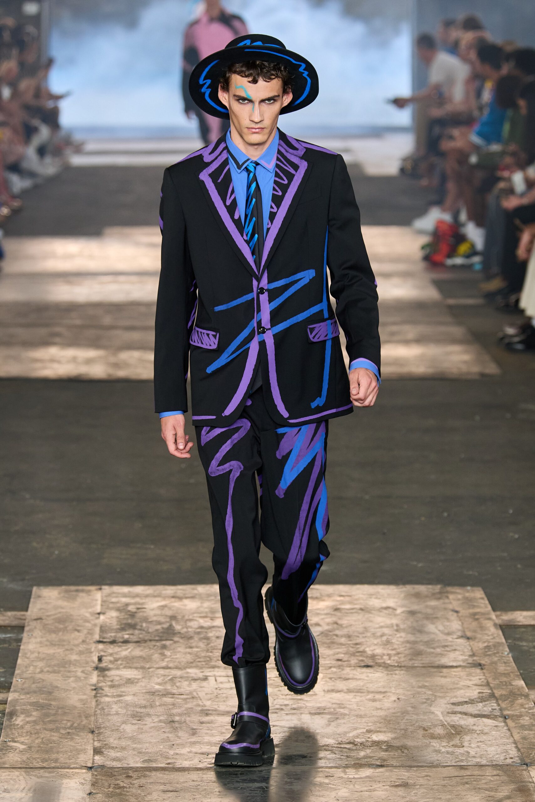 Moschino S/S 23 Menswear Look 41