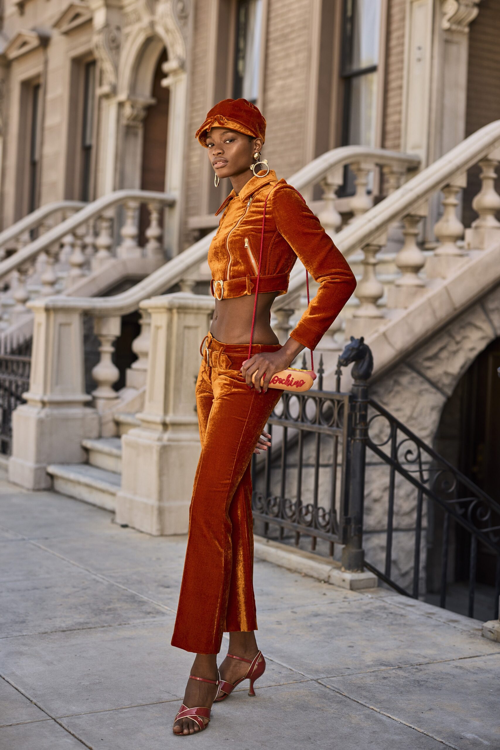 Moschino Resort 22 Look 44