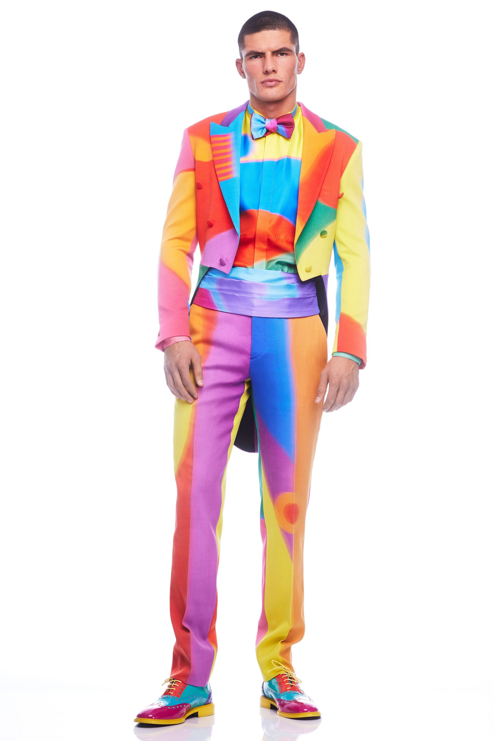 Moschino F/W 22 Look 45