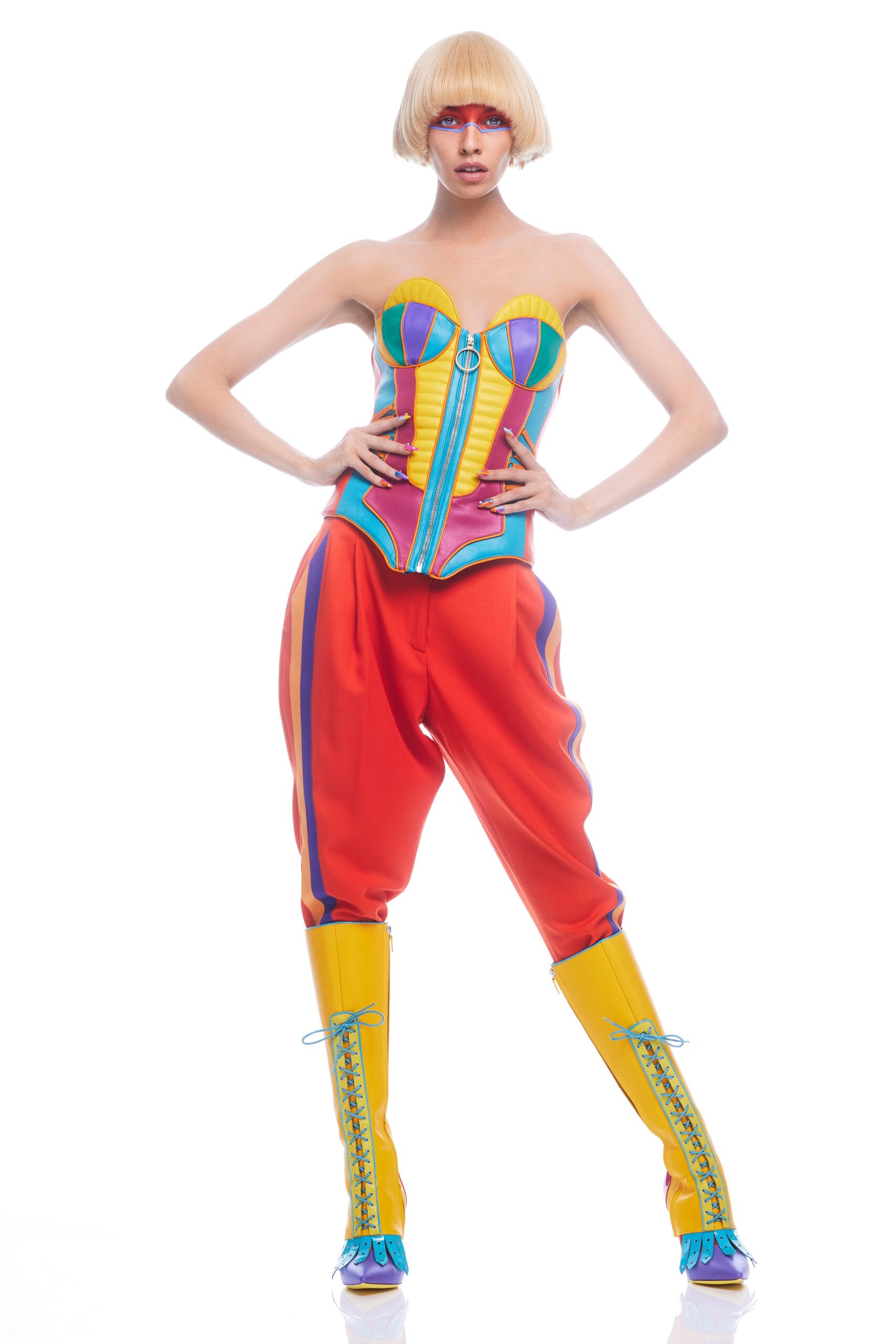 Moschino F/W 22 Look 47