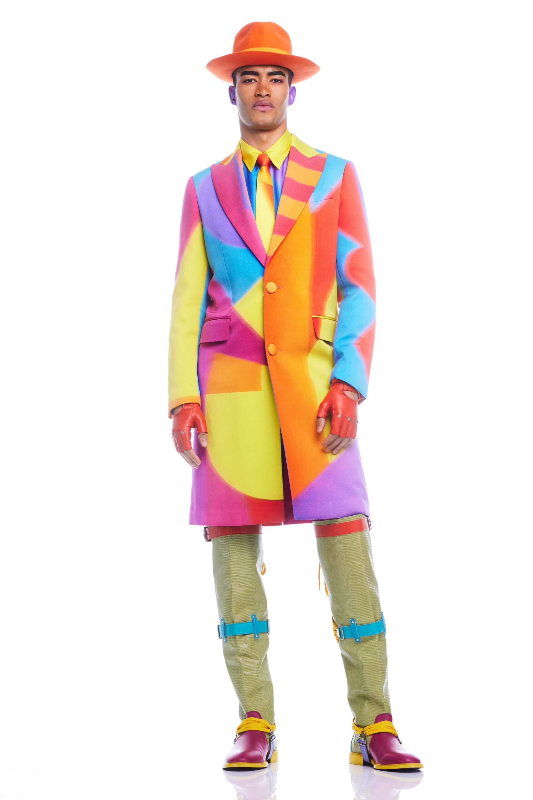 Moschino F/W 22 Look 48