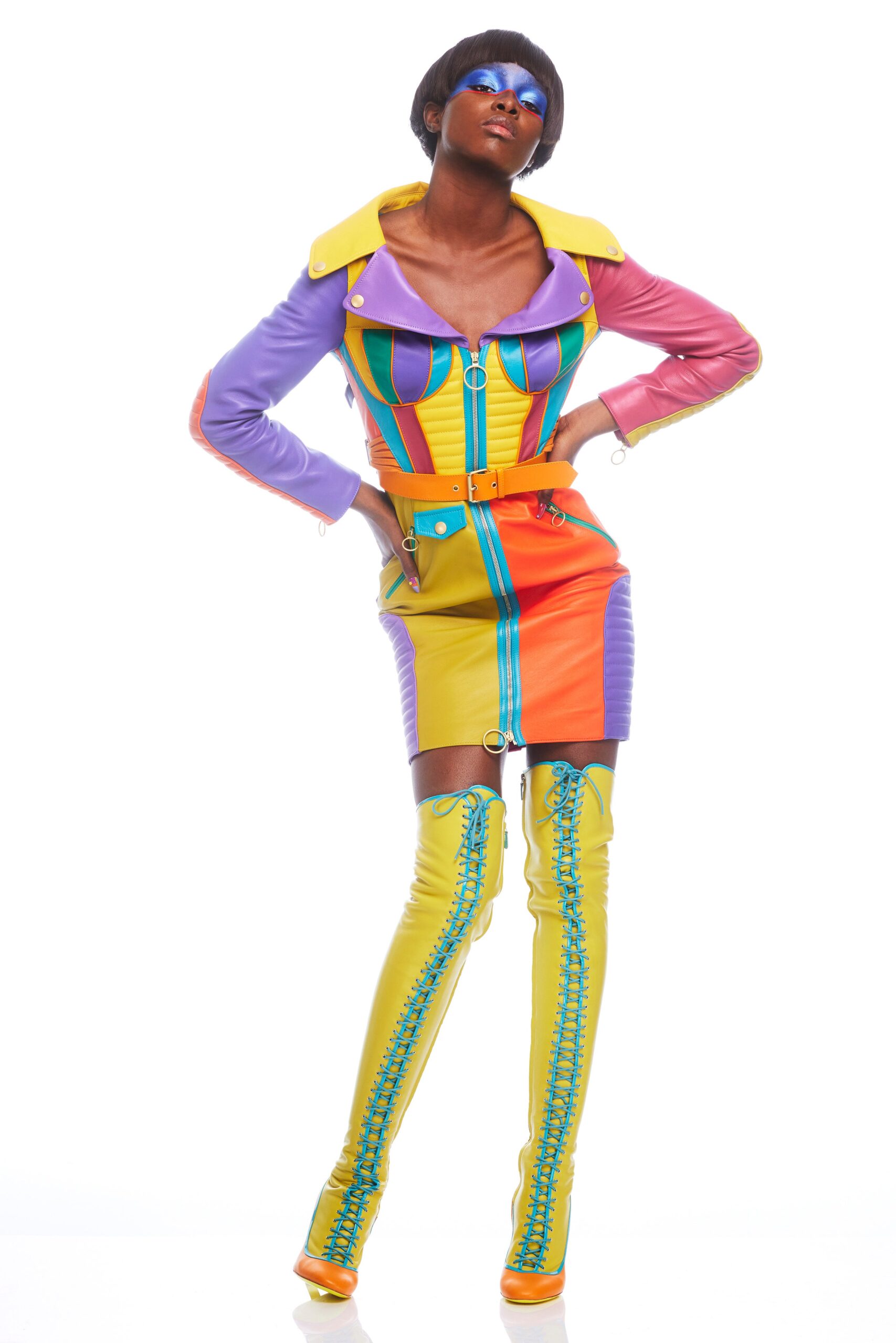 Moschino F/W 22 Look 49