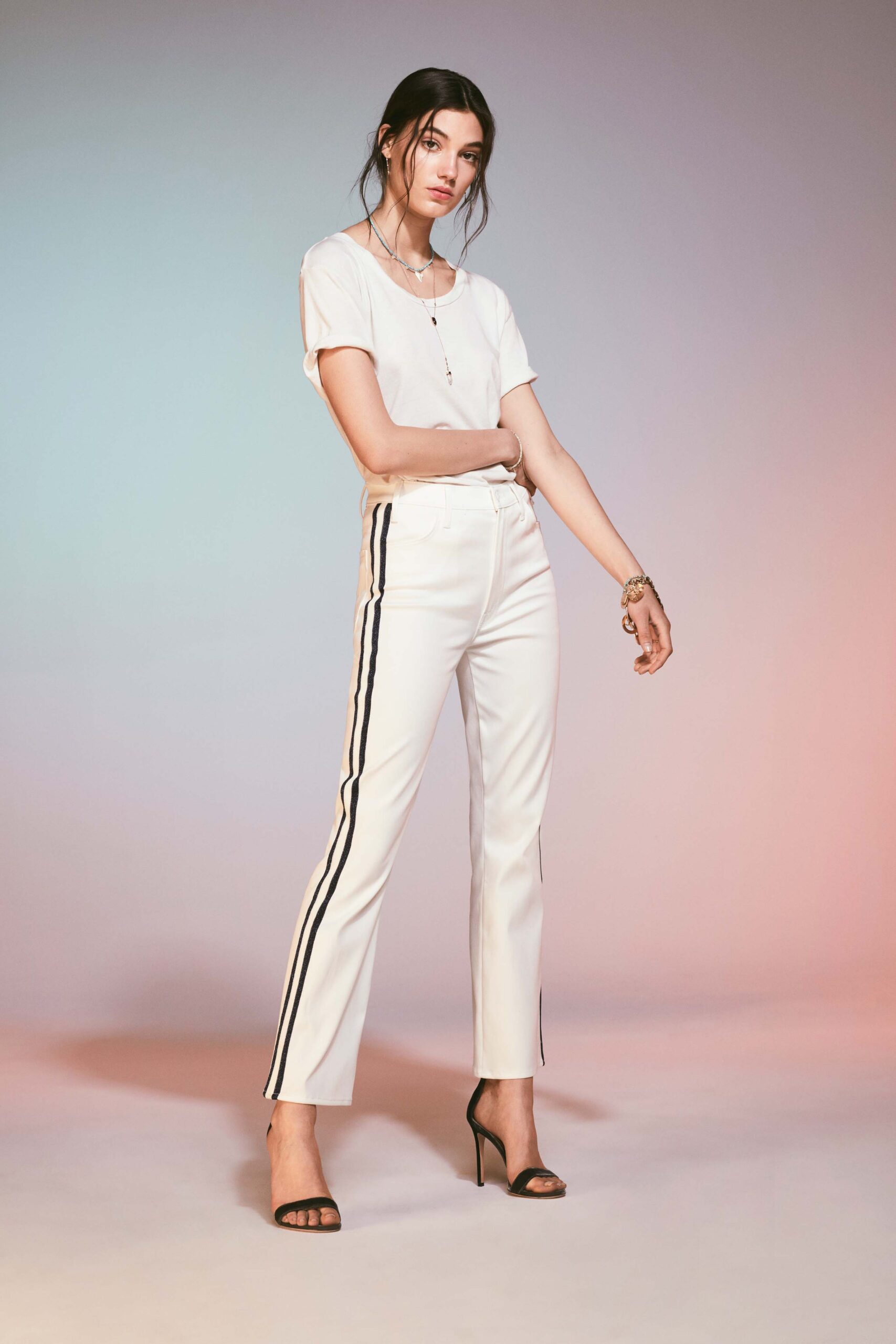 Mother Resort 19 Look 49
