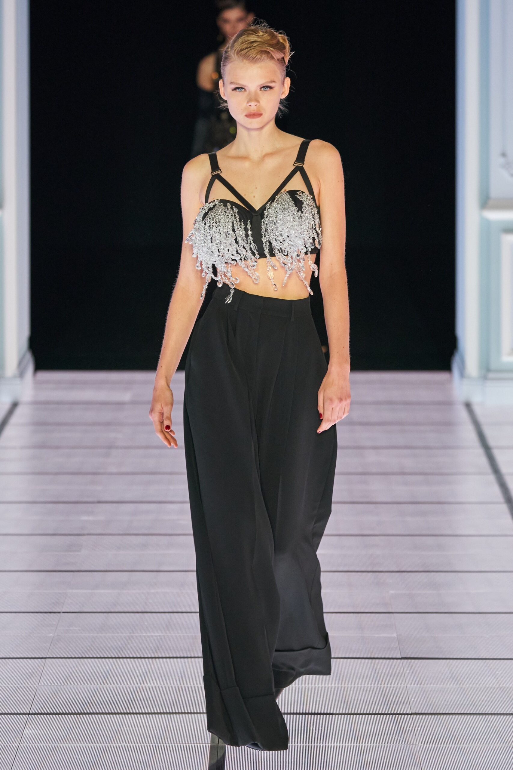 Moschino F/W 22 Look 49