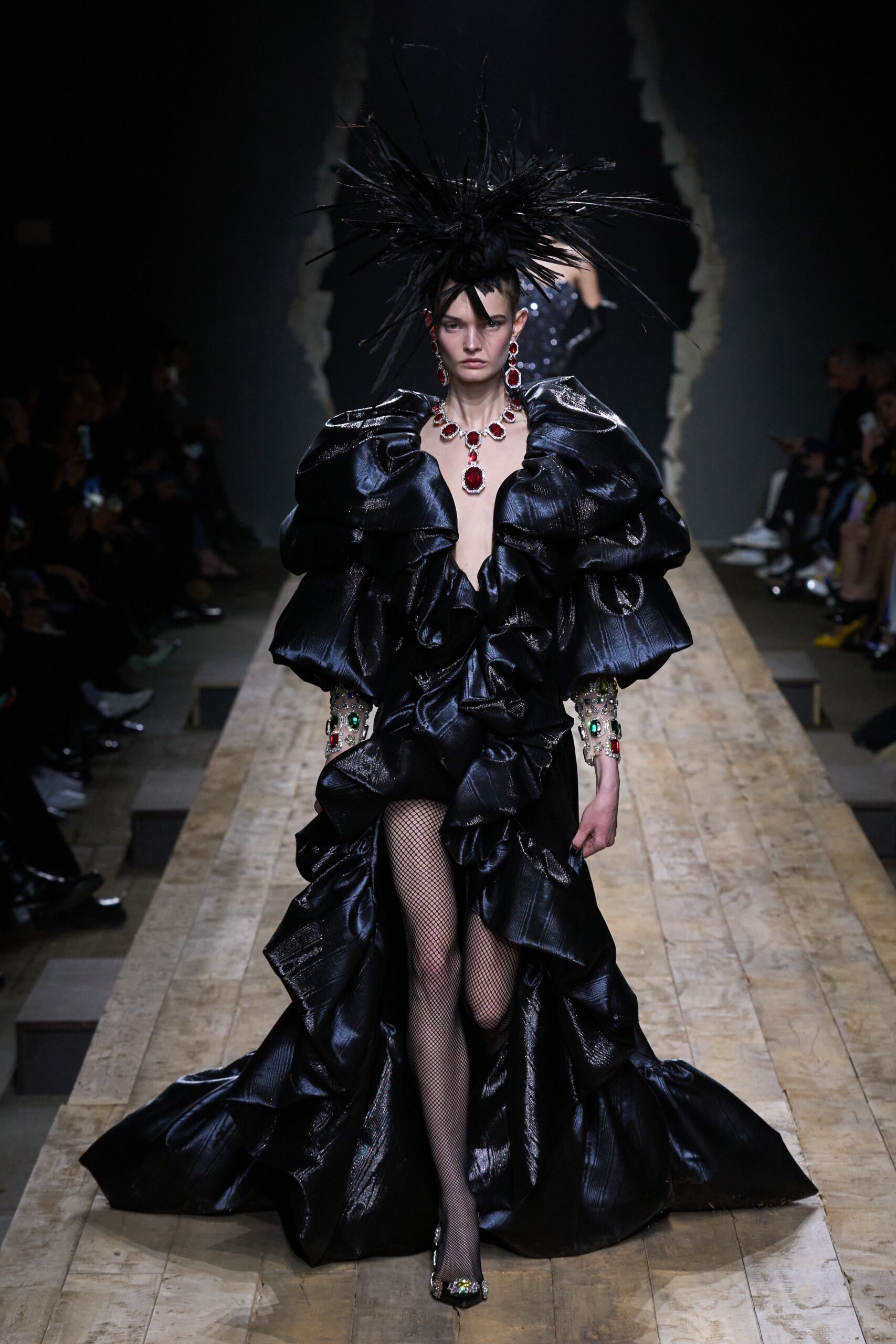 Moschino F/W 23 Look 49