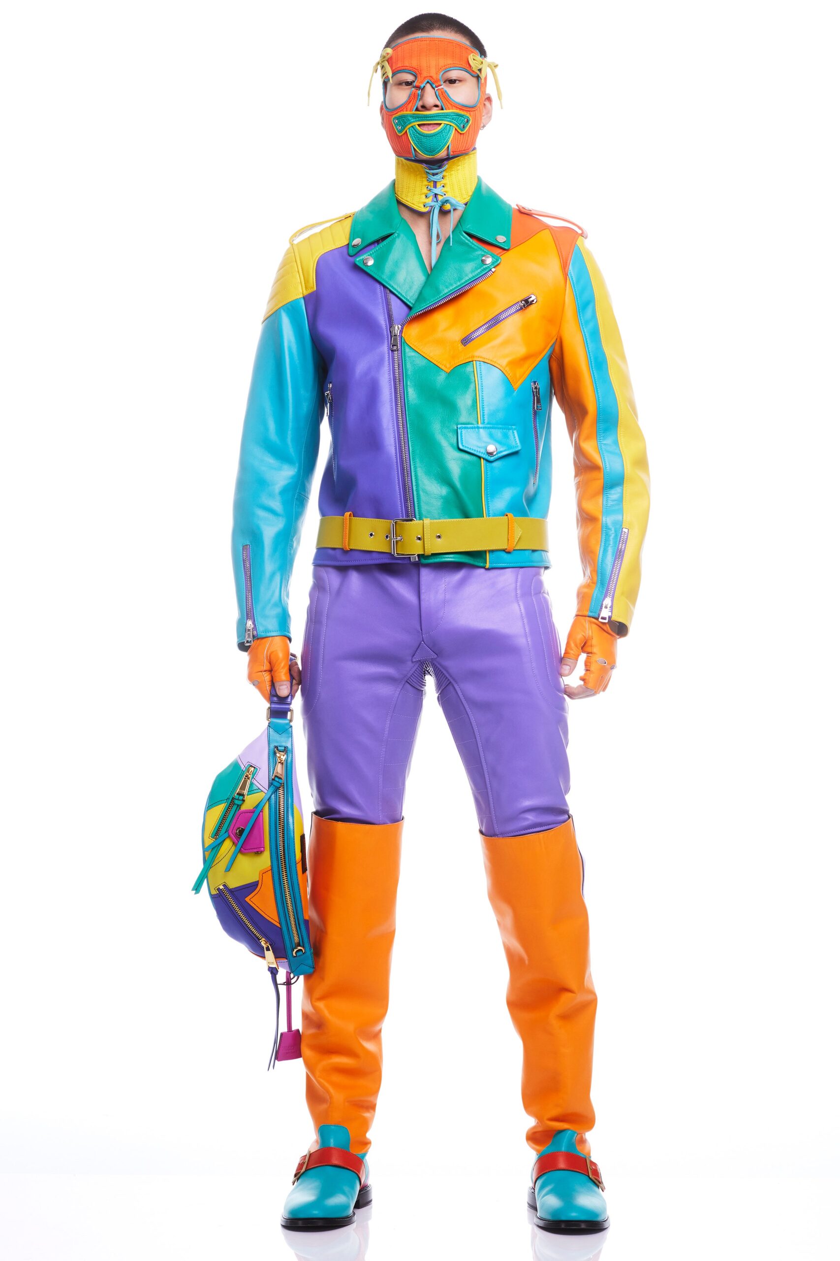 Moschino F/W 22 Look 50