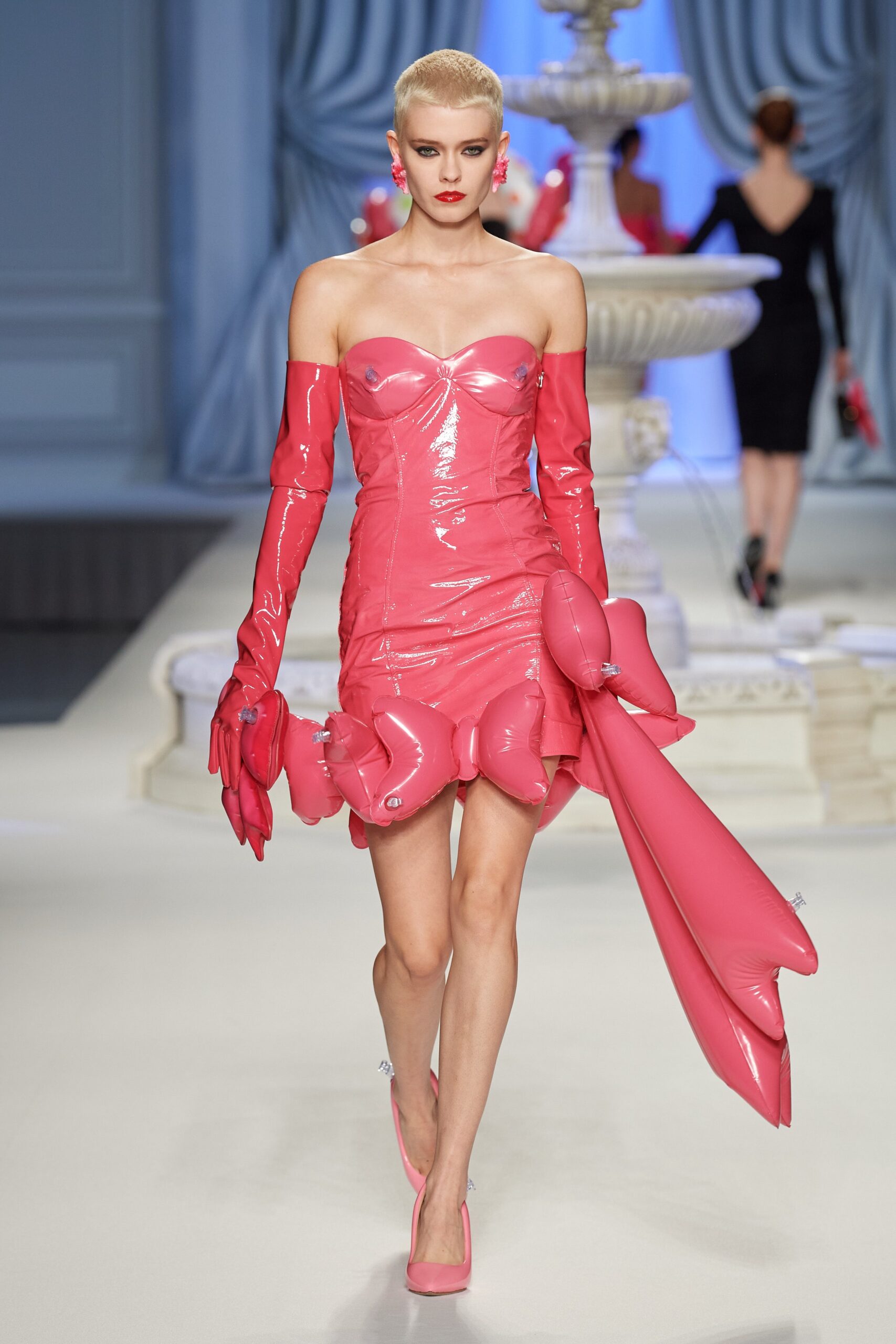 Moschino S/S 23 Look 50