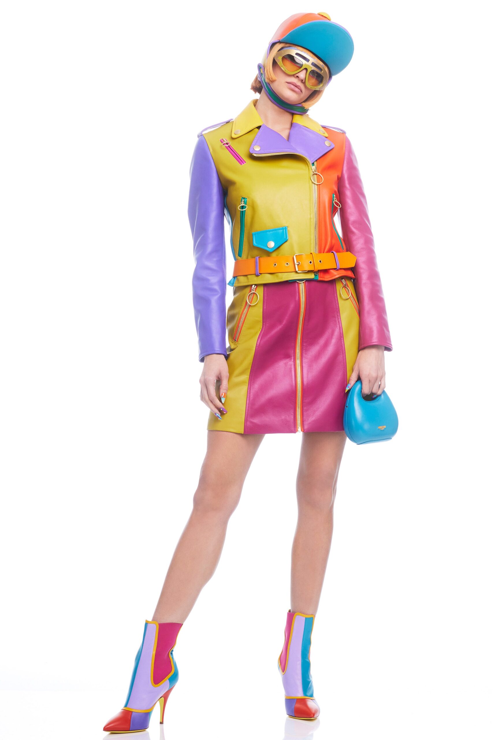 Moschino F/W 22 Look 51