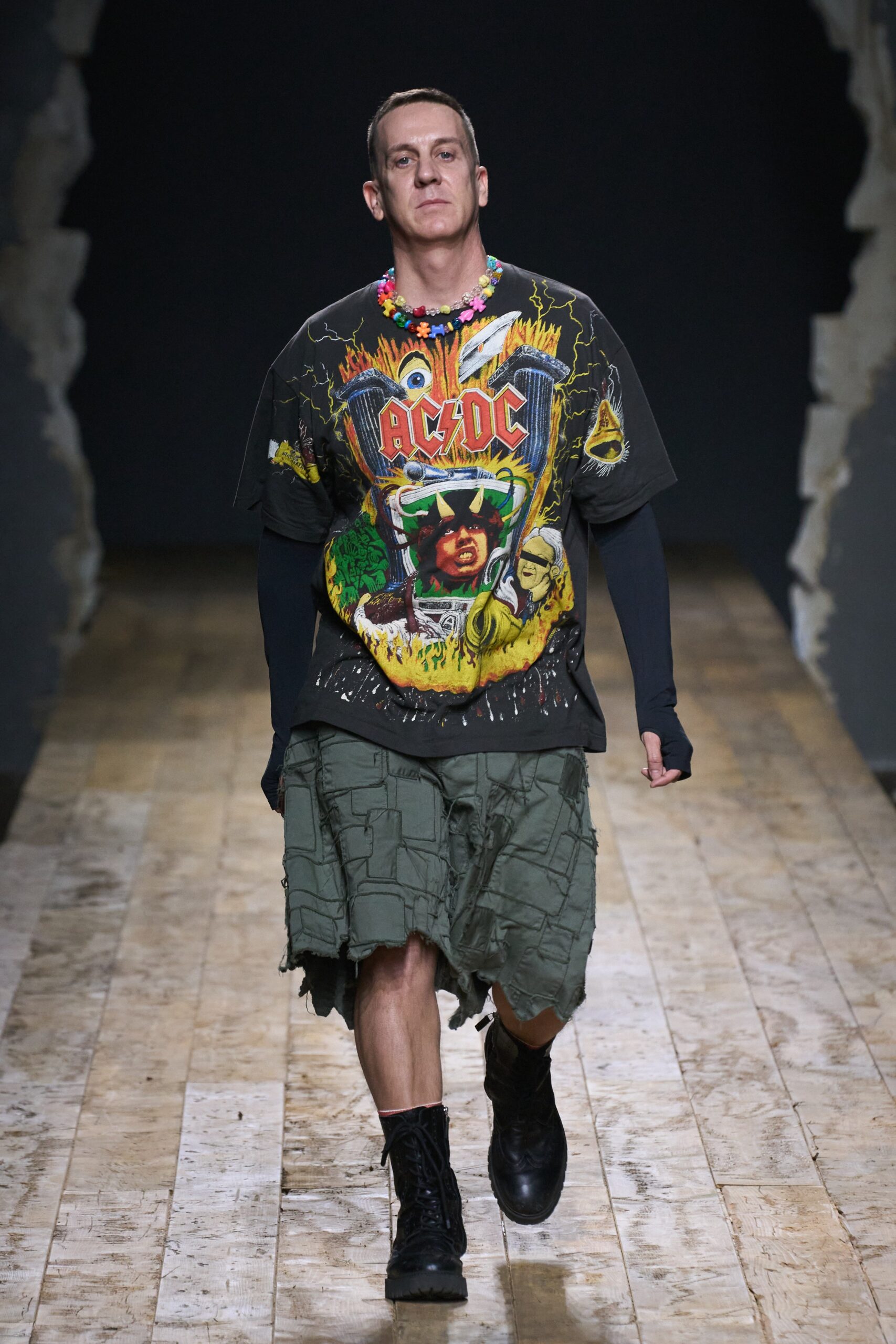Moschino F/W 23 Look 51