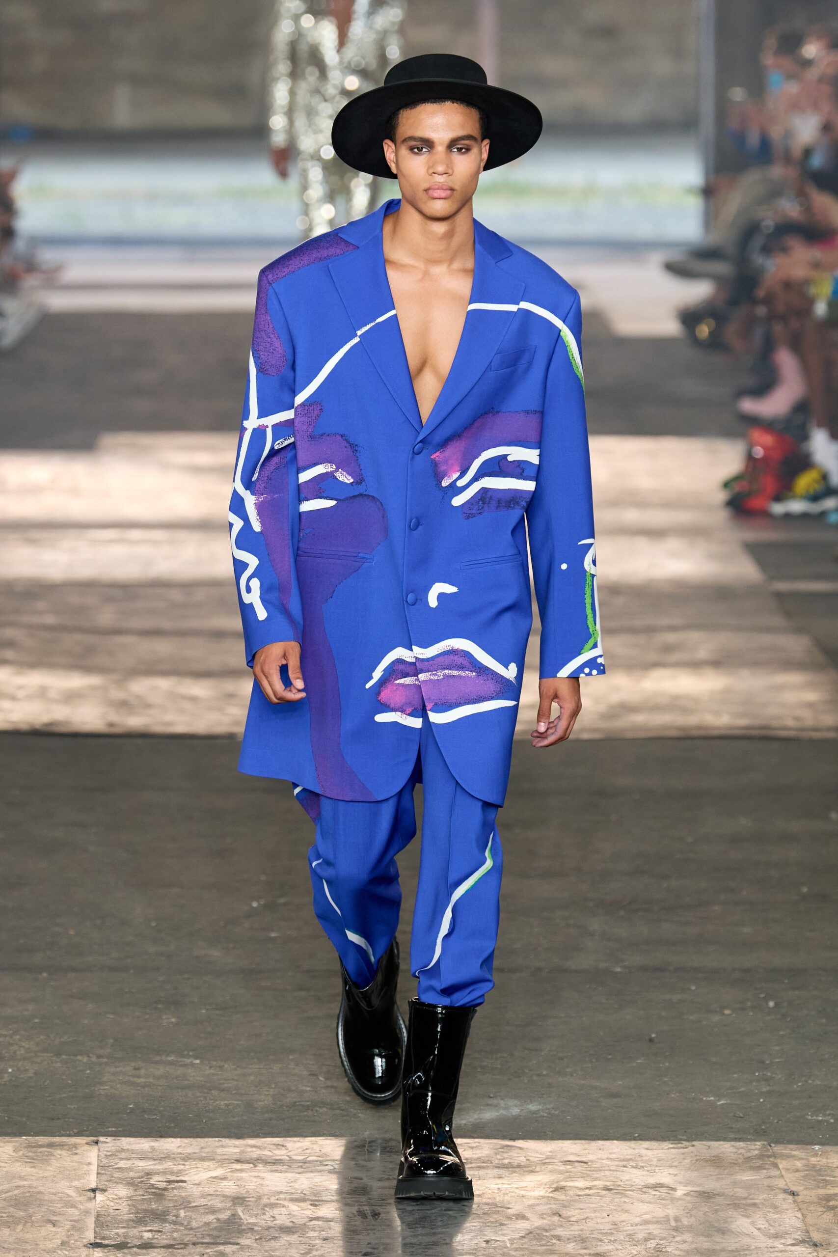 Moschino S/S 23 Menswear Look 52