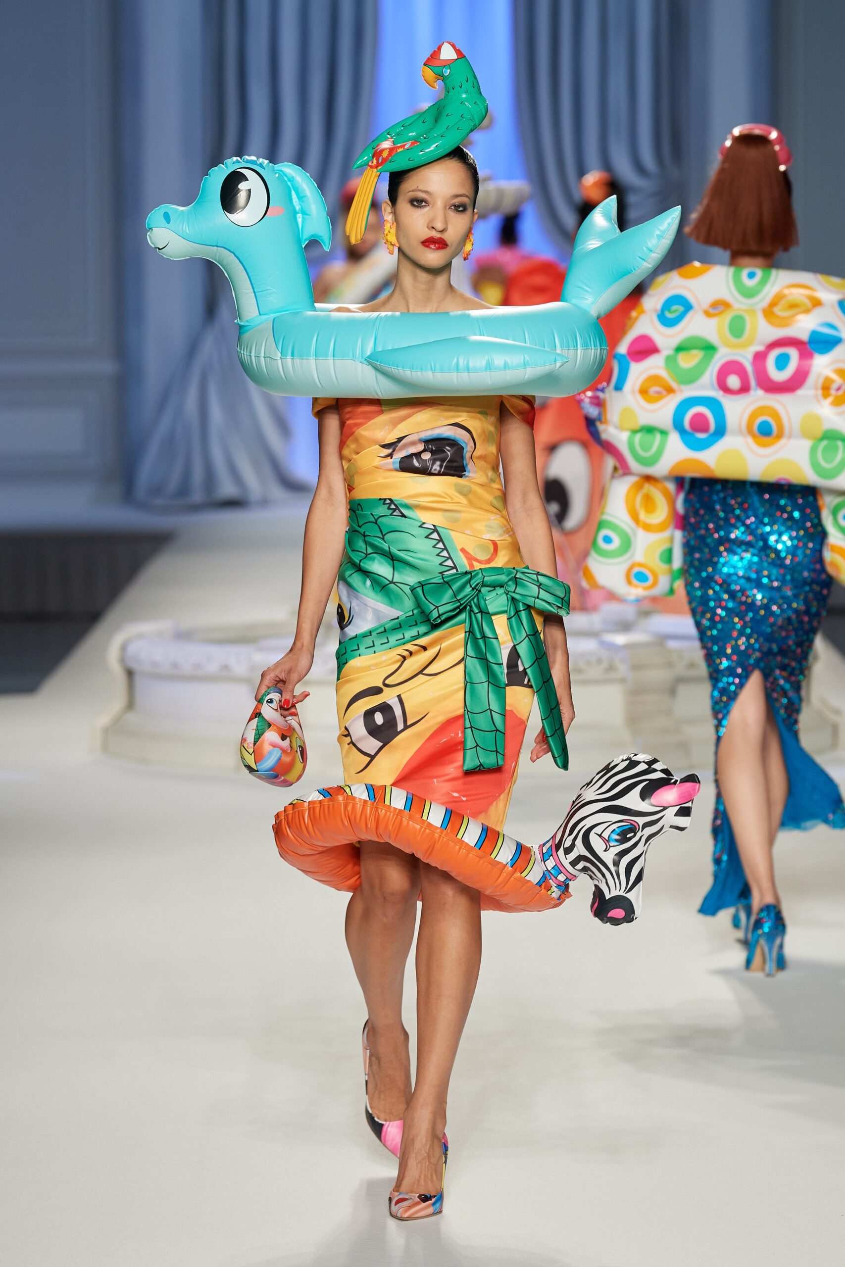 Moschino S/S 23 Look 55