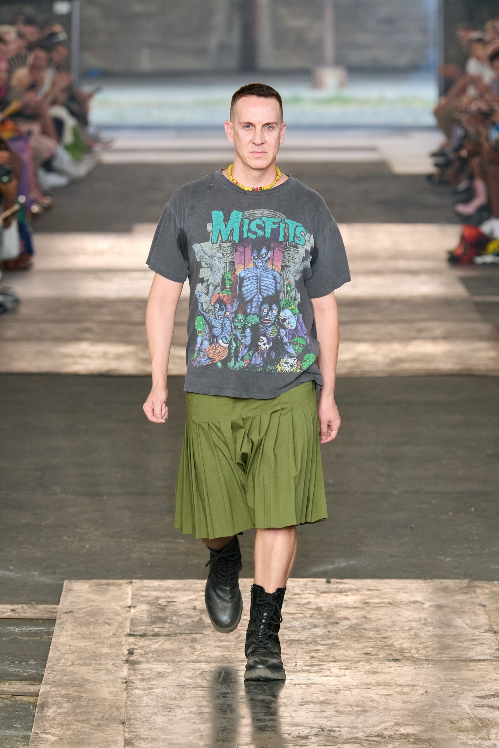 Moschino S/S 23 Menswear Look 55