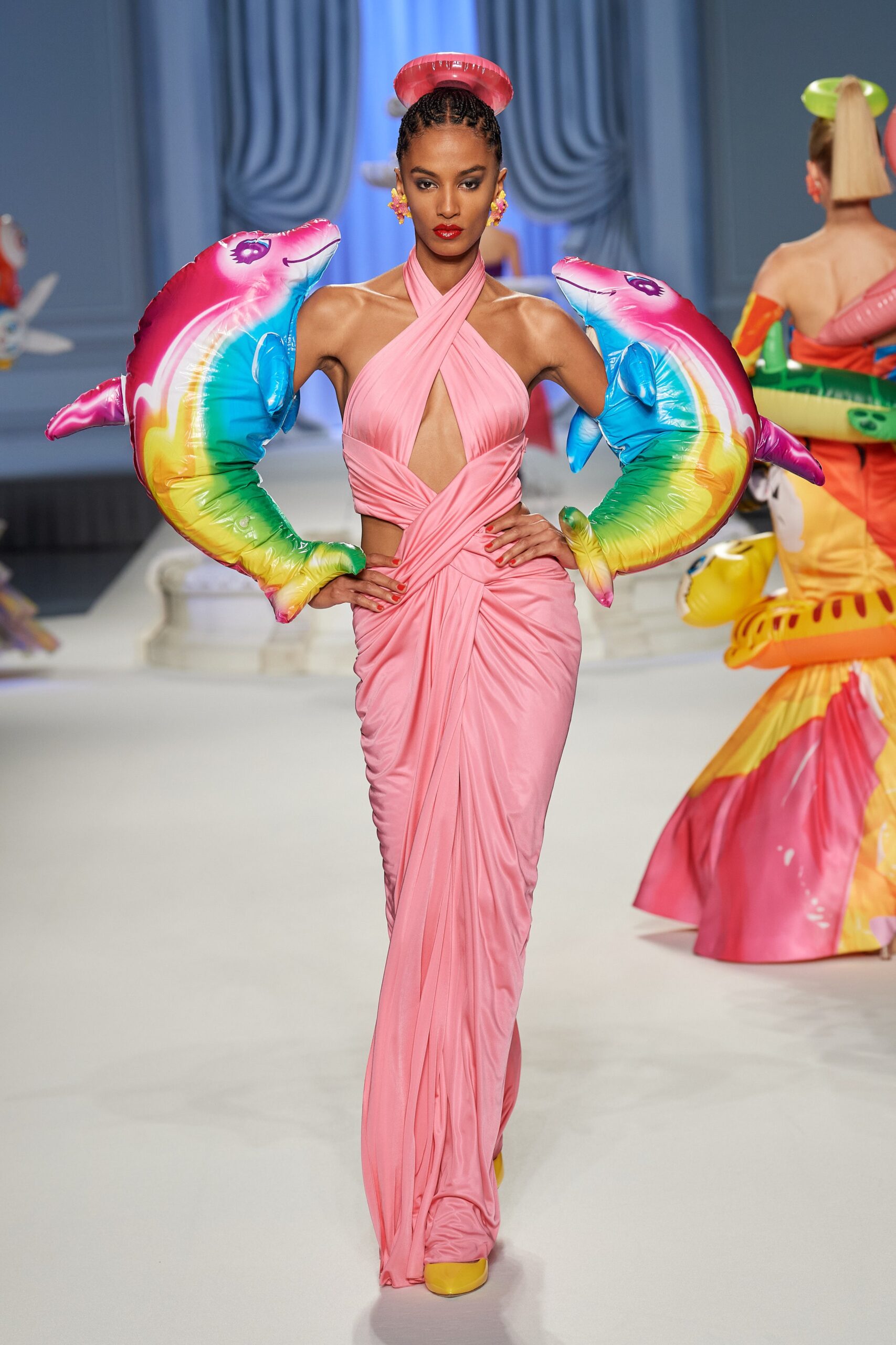 Moschino S/S 23 Look 62