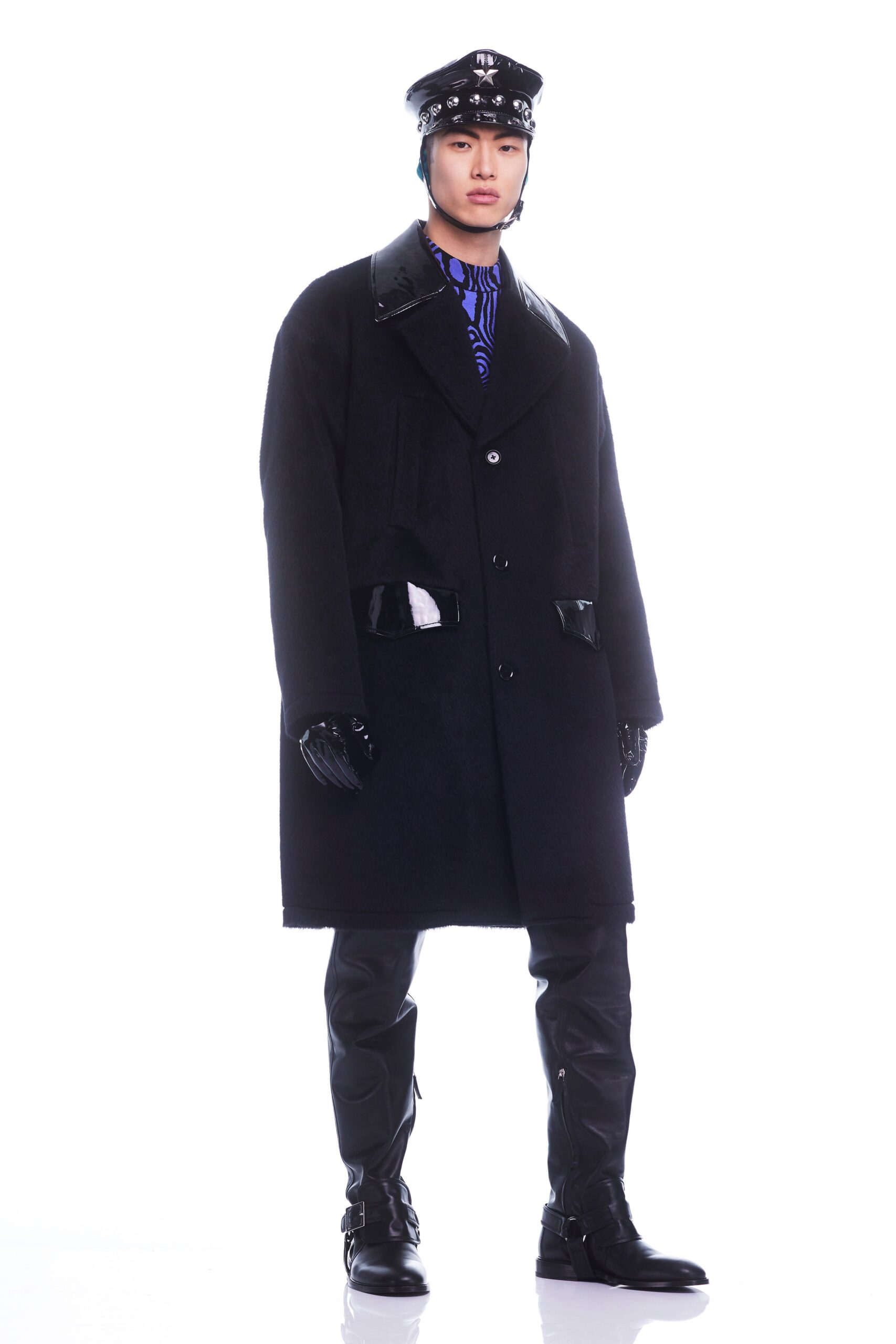 Moschino F/W 22 Look 67