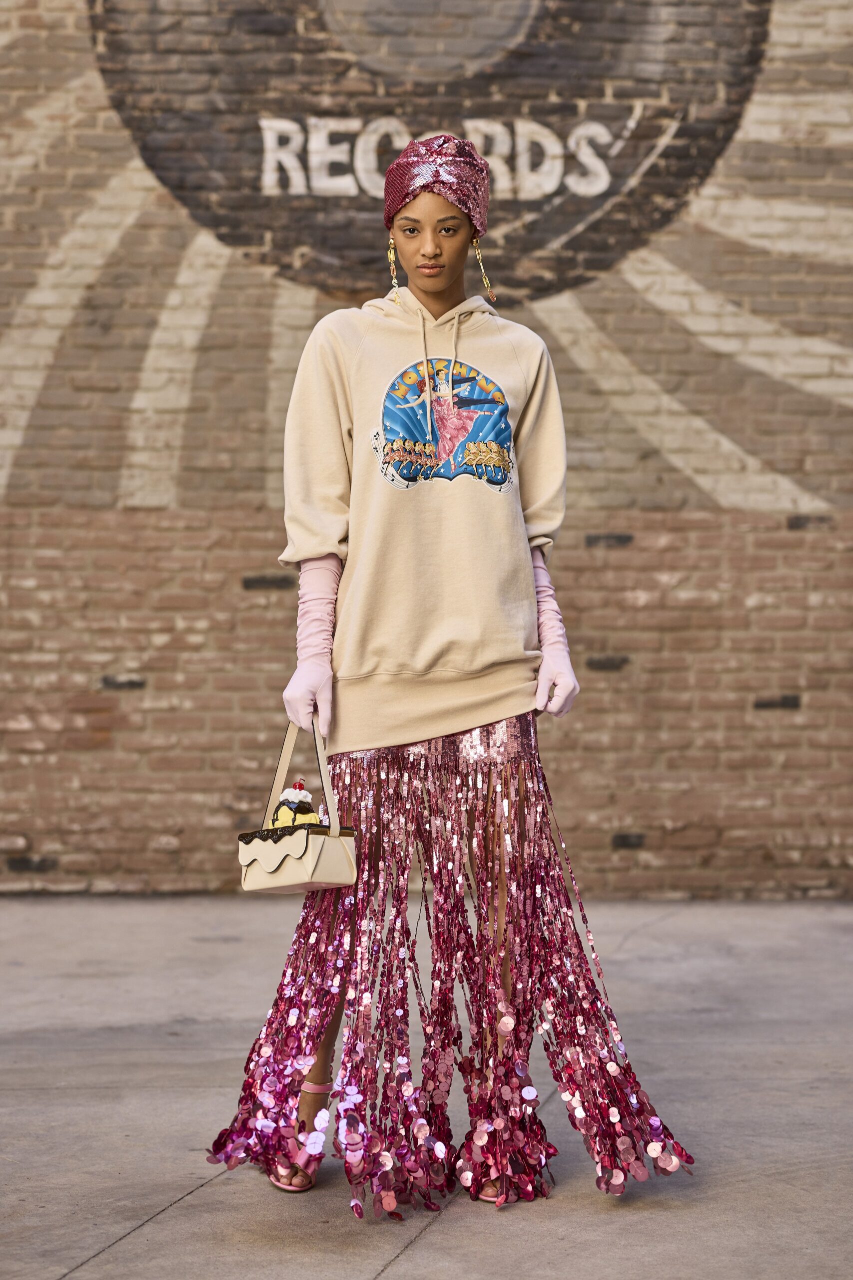 Moschino Resort 22 Look 67