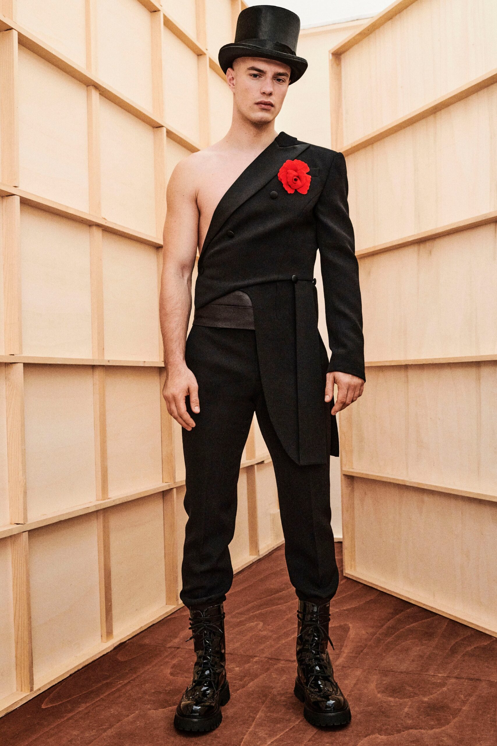 Moschino F/W 23 Menswear Look 78