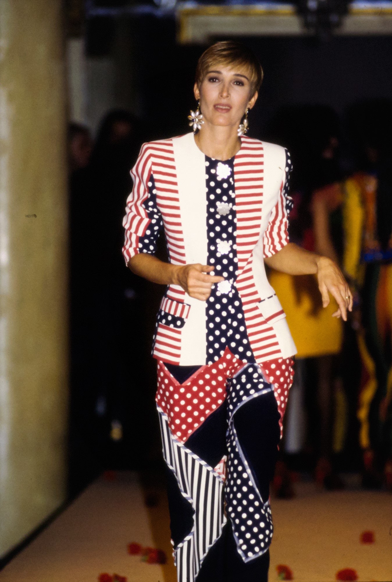 Moschino S/S 91 Look 9