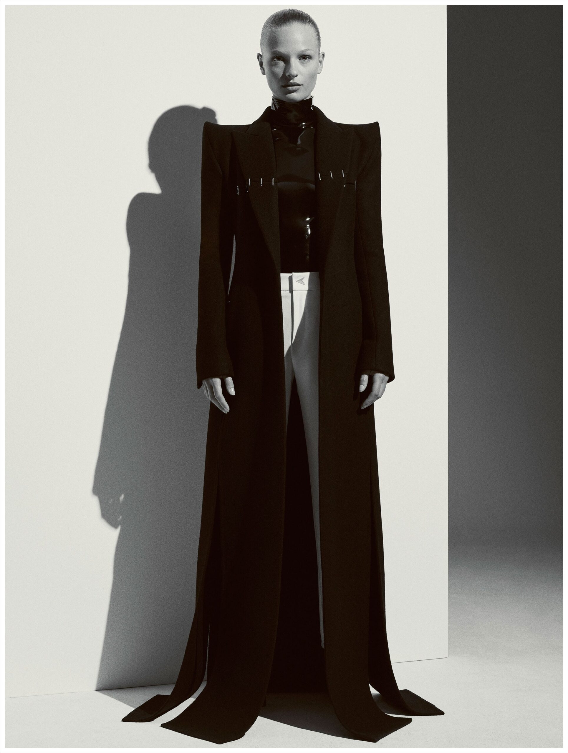 Mugler Resort 18 Look 1