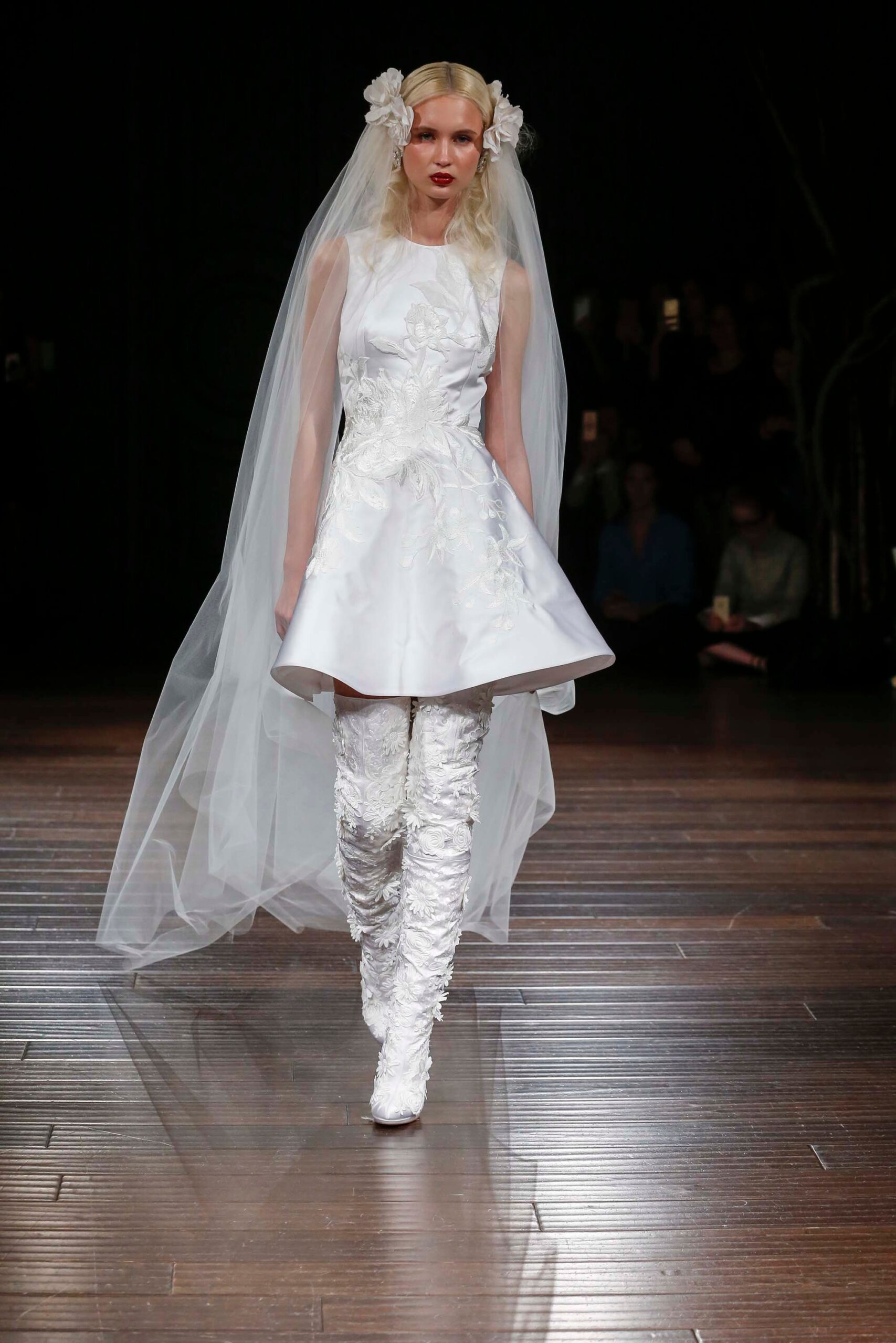 Naeem Khan F/W 17 Bridal Look 1
