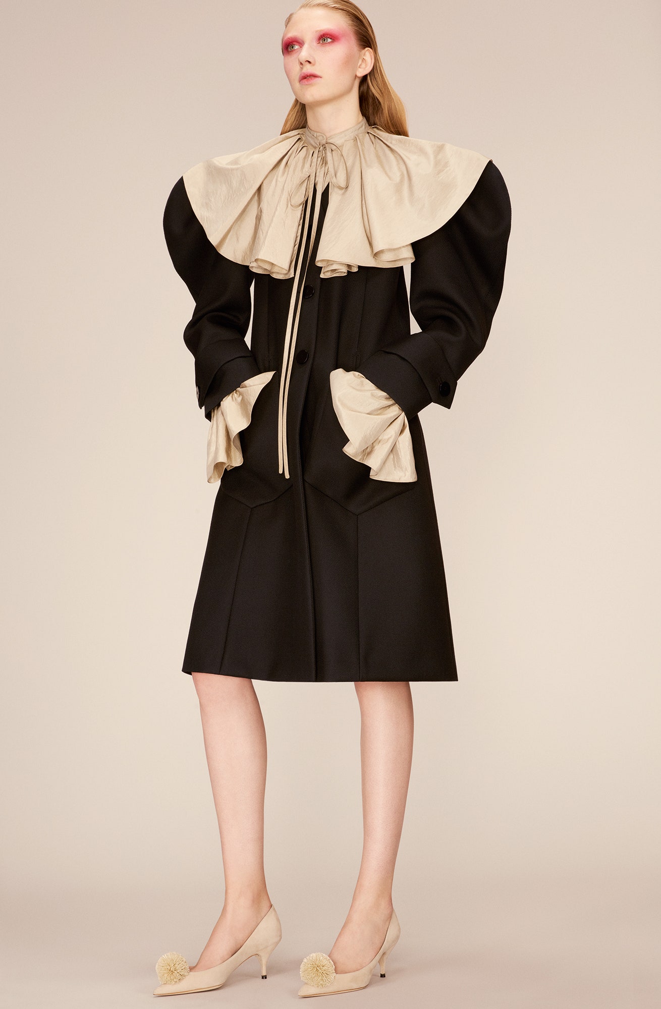 Nina Ricci Resort 18 Look 1