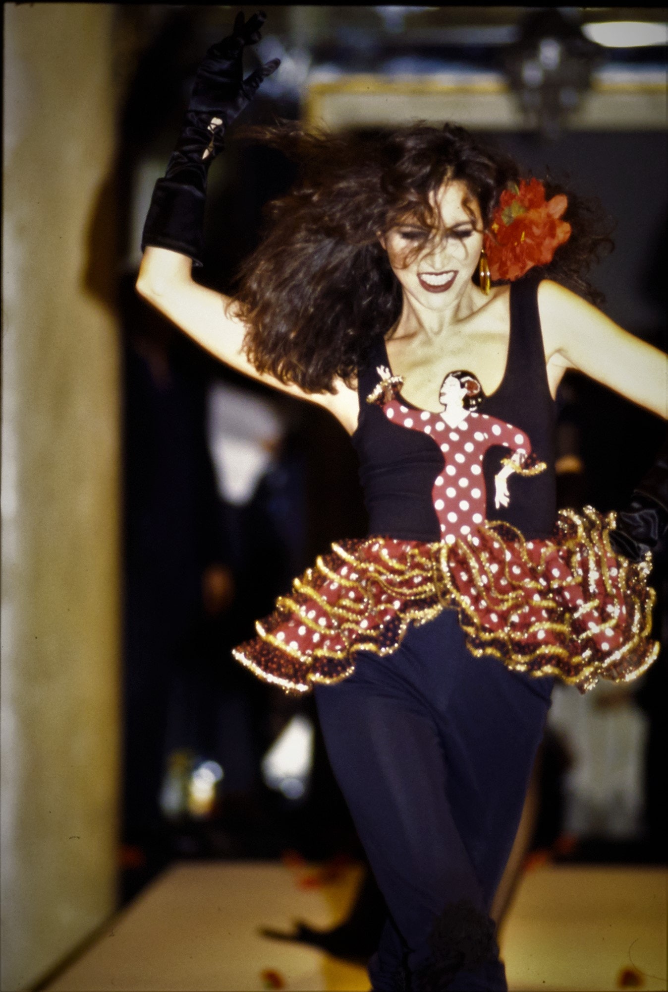 Moschino S/S 91 Look 13