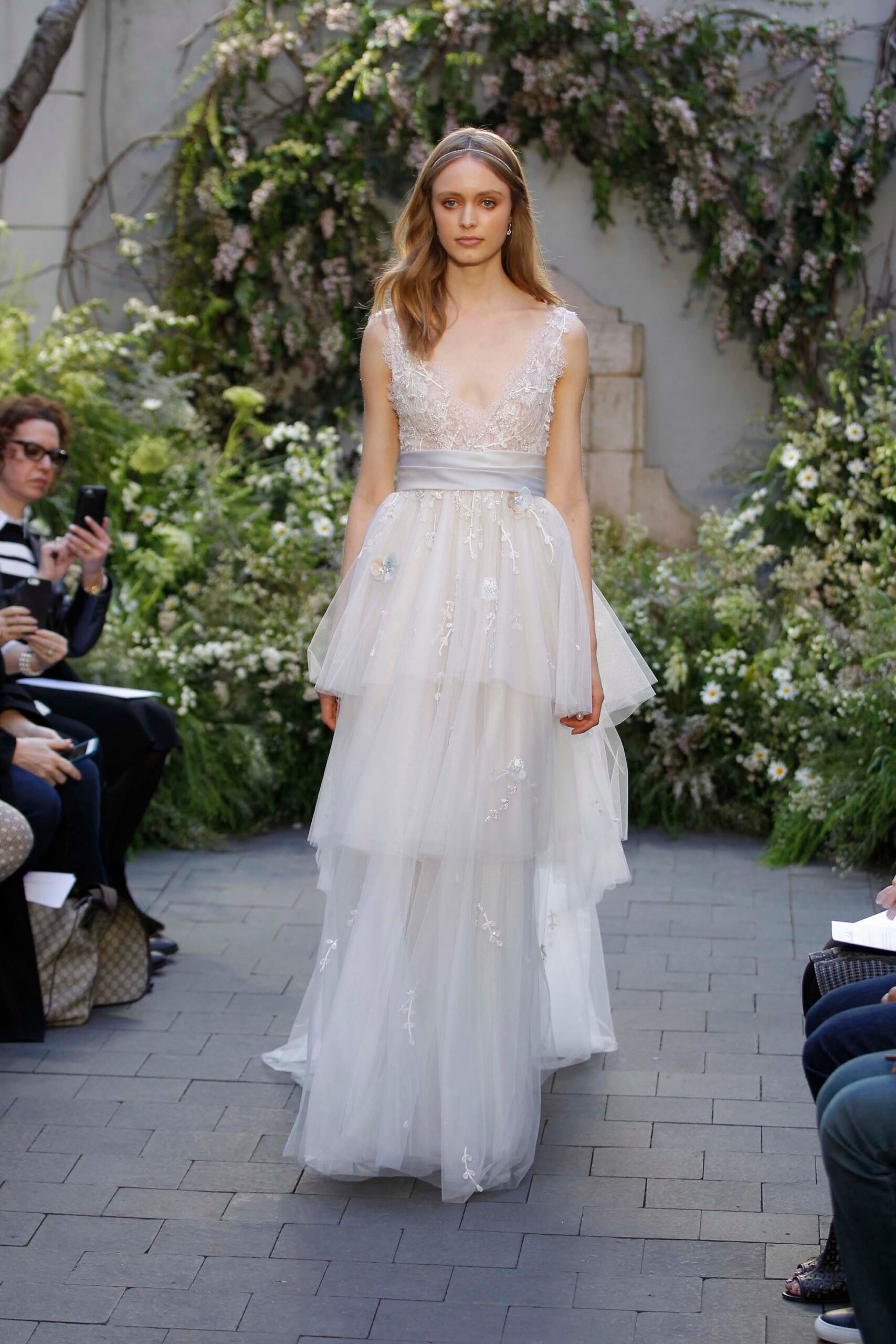 Monique Lhuillier S/S 17 Bridal Look 2