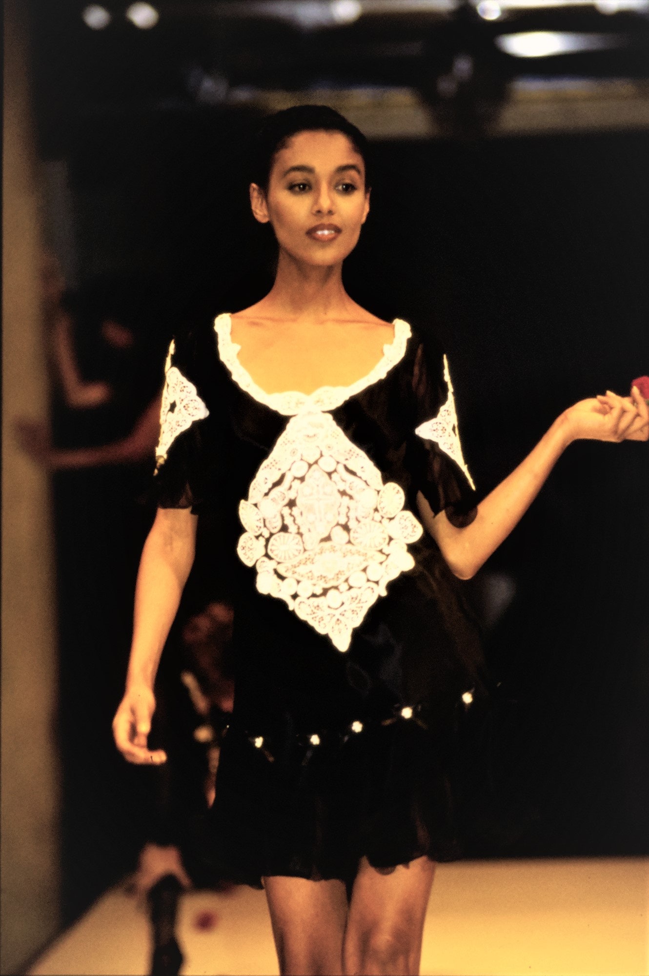 Moschino S/S 91 Look 25