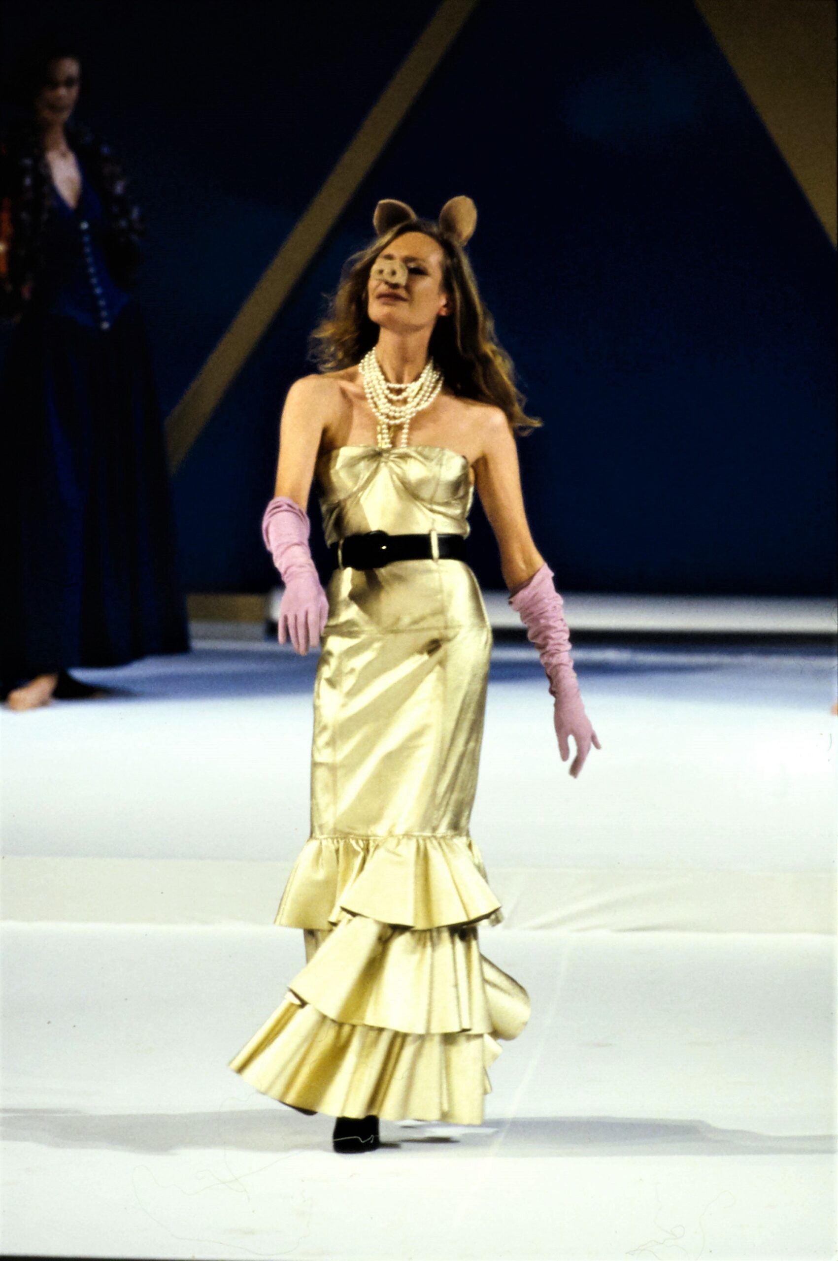 Moschino S/S 94 Look 29