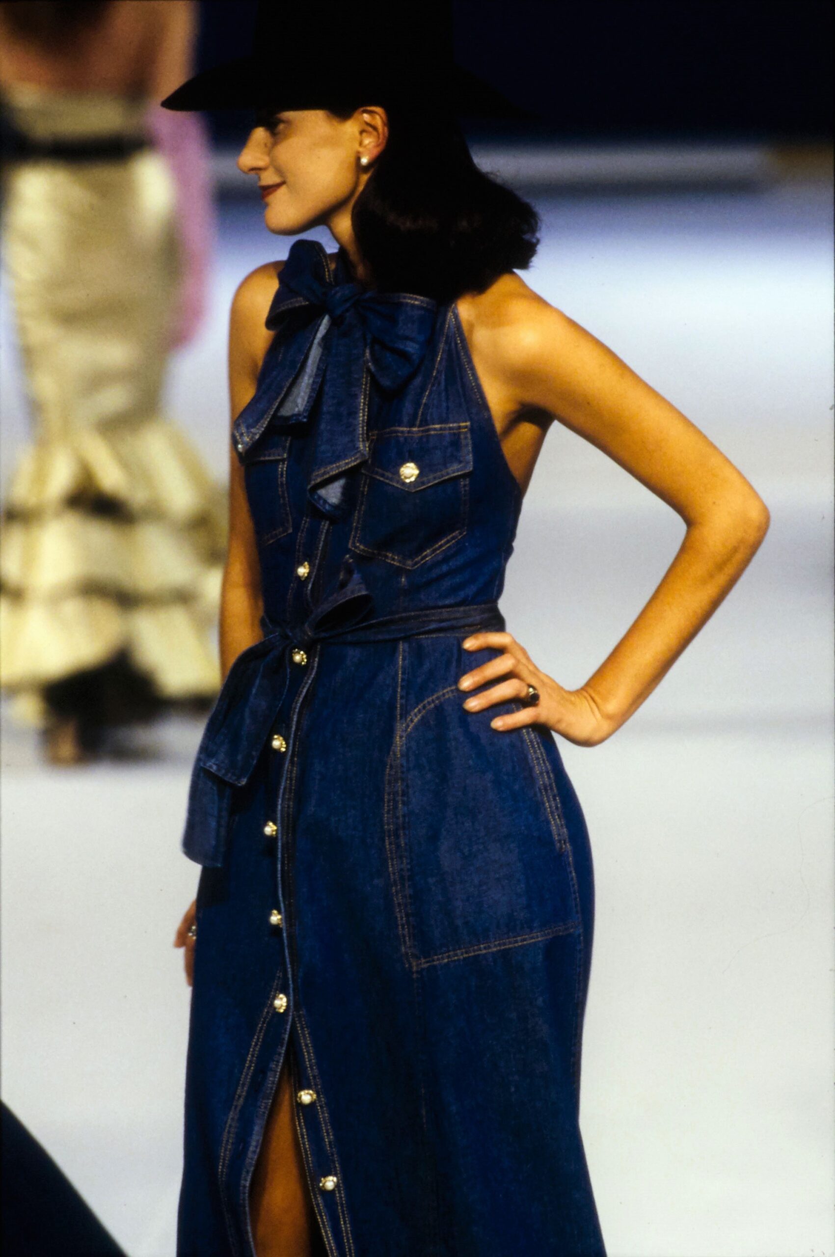 Moschino S/S 94 Look 32