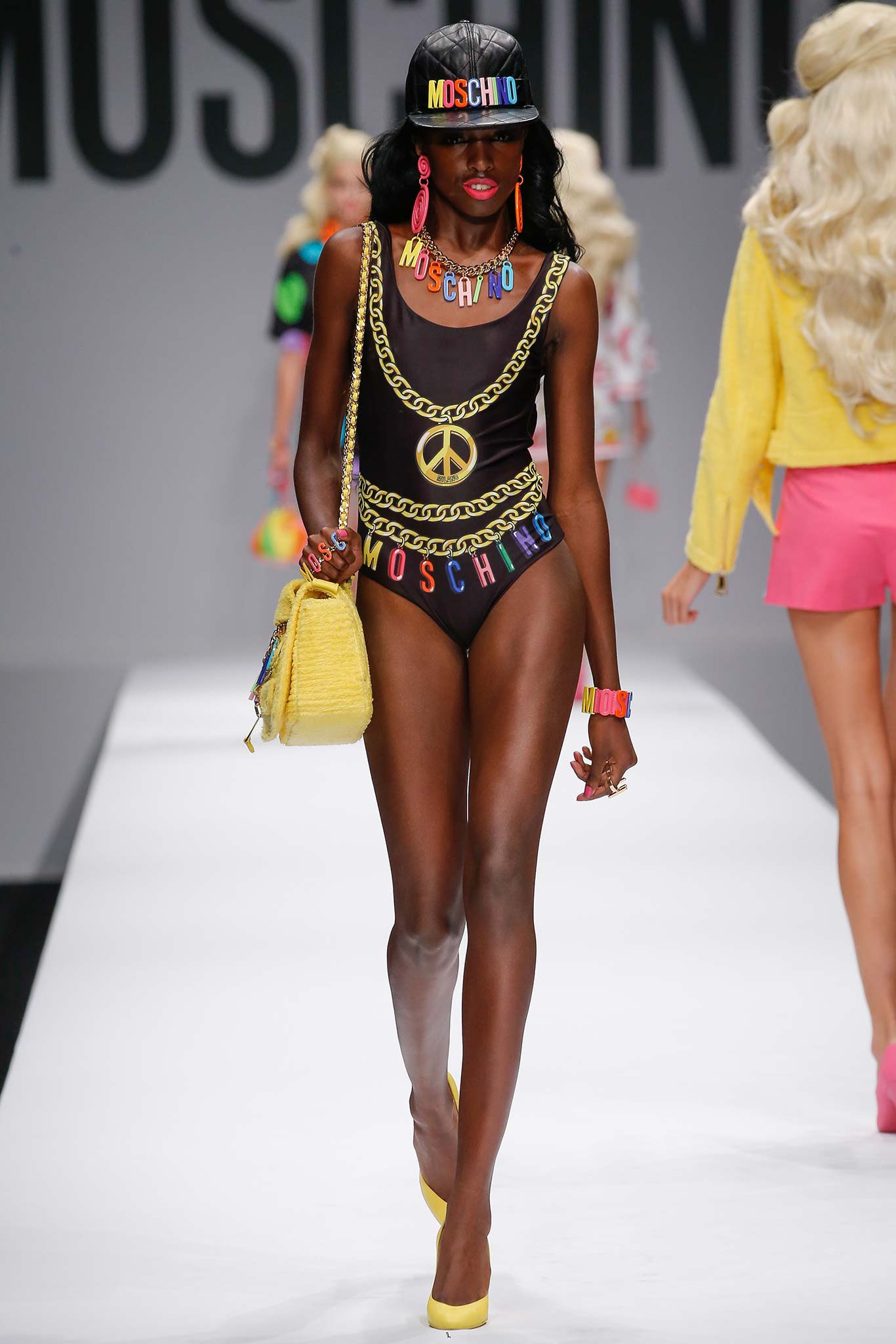 Moschino S/S 15 Look 29