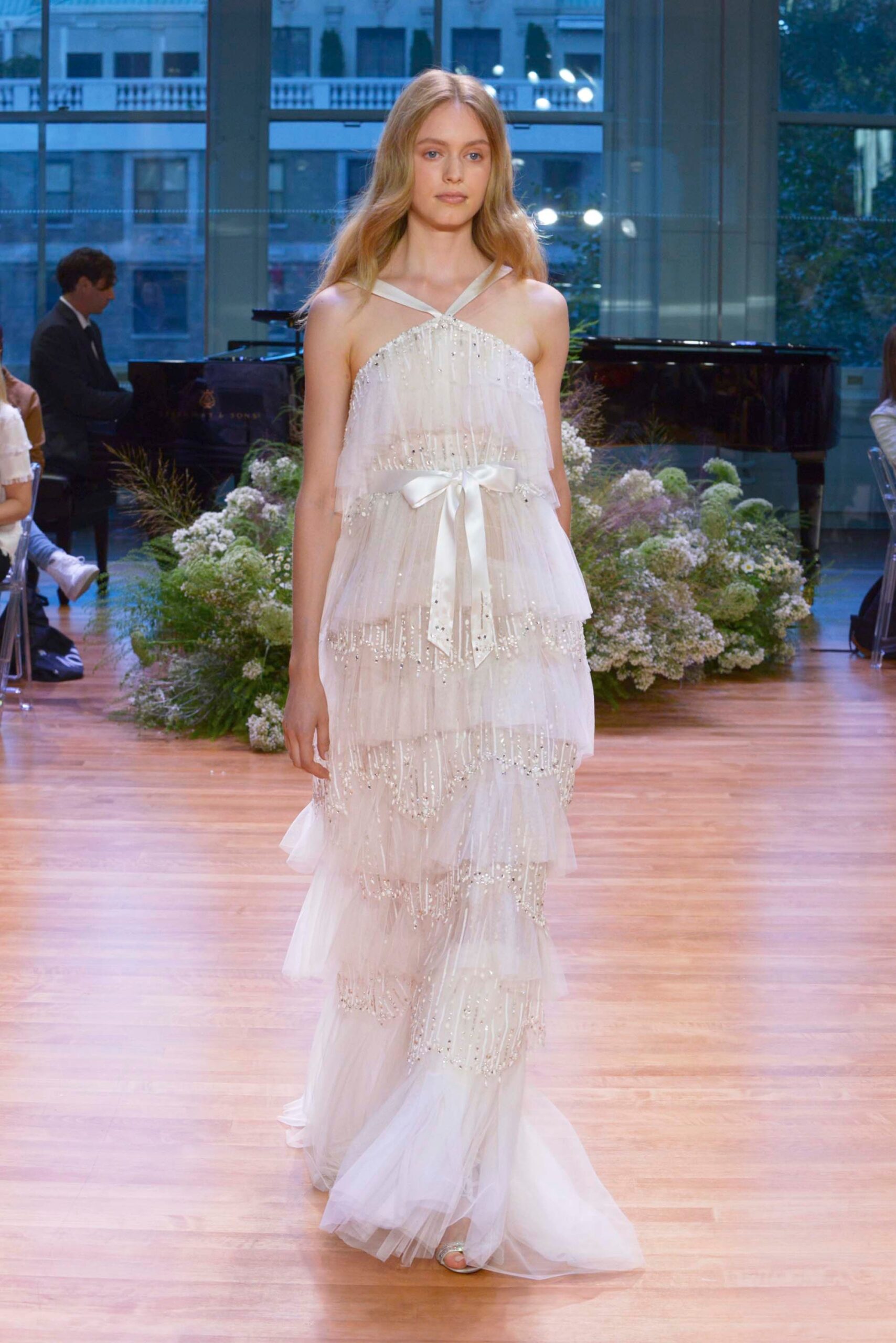 Monique Lhuillier F/W 17 Bridal Look 3