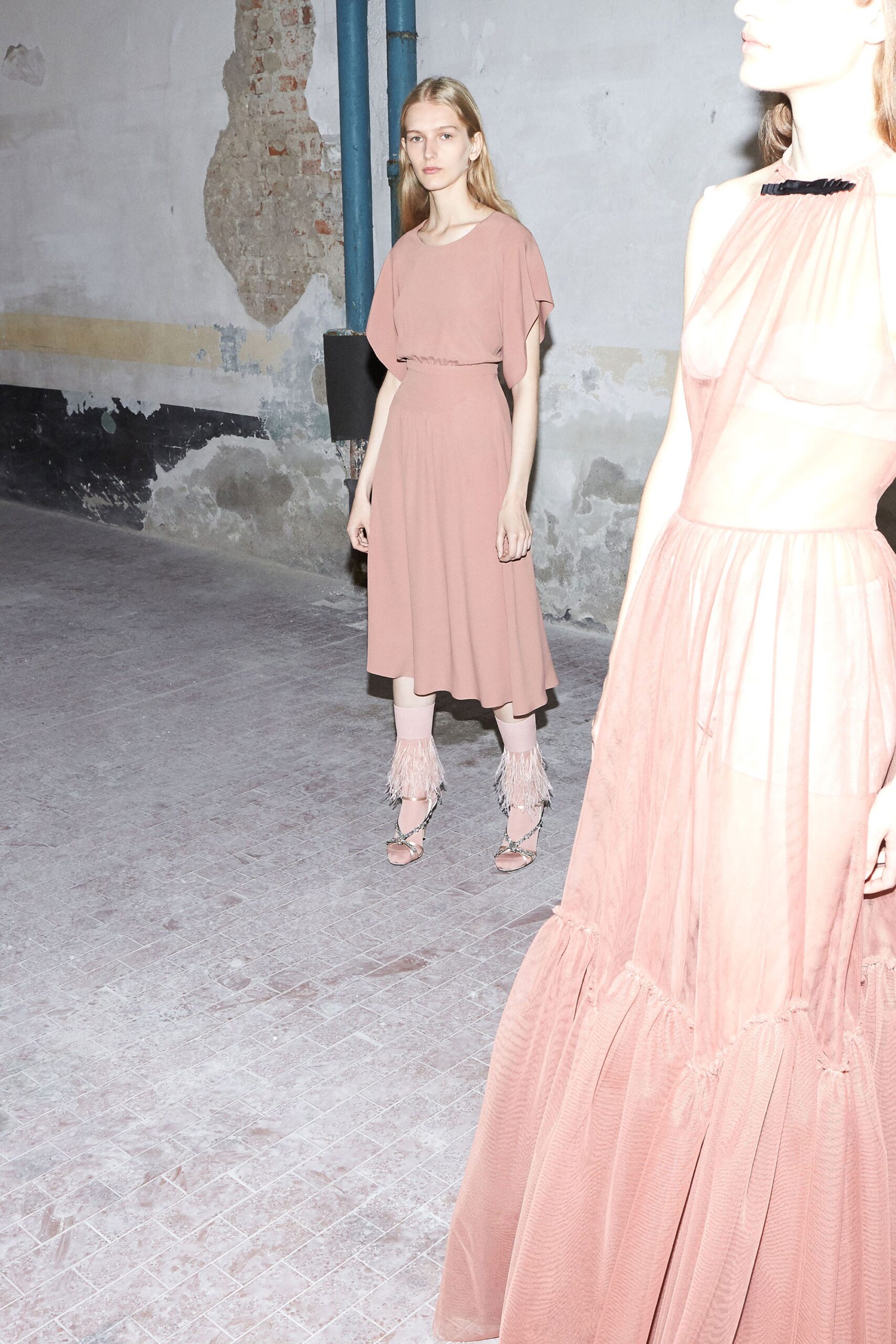 No. 21 Resort 18 Look 3