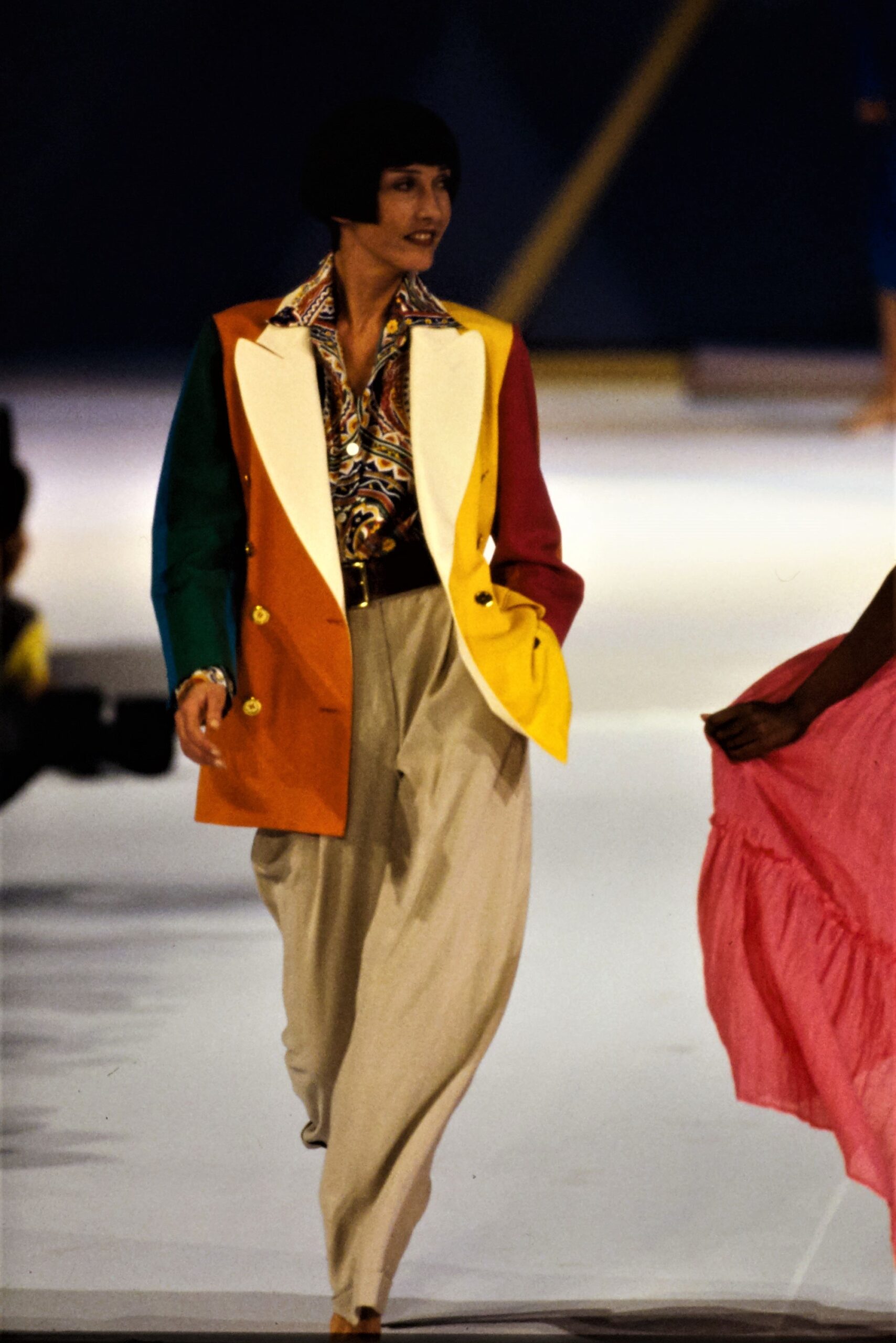 Moschino S/S 94 Look 40
