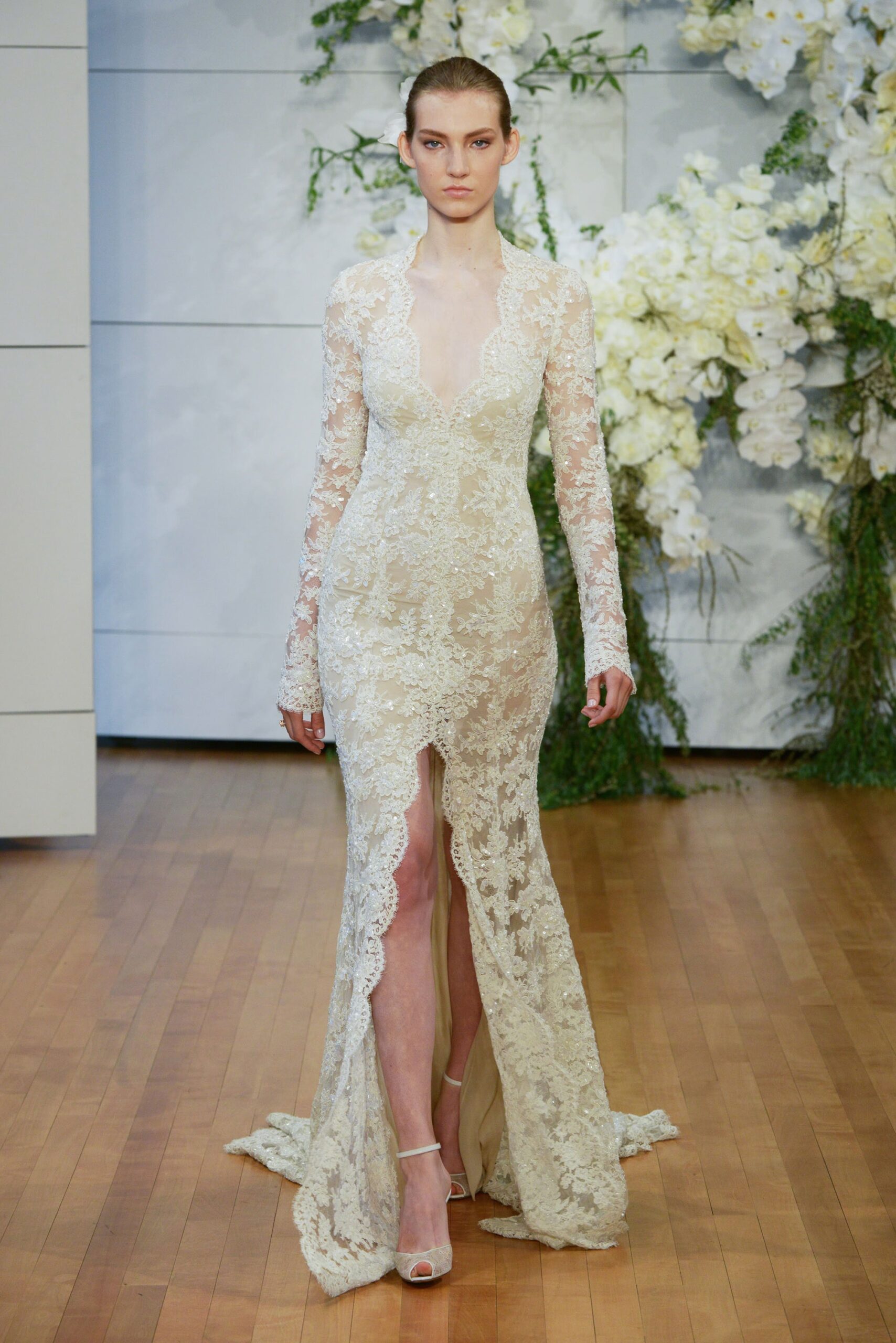 Monique Lhuillier S/S 18 Bridal Look 4