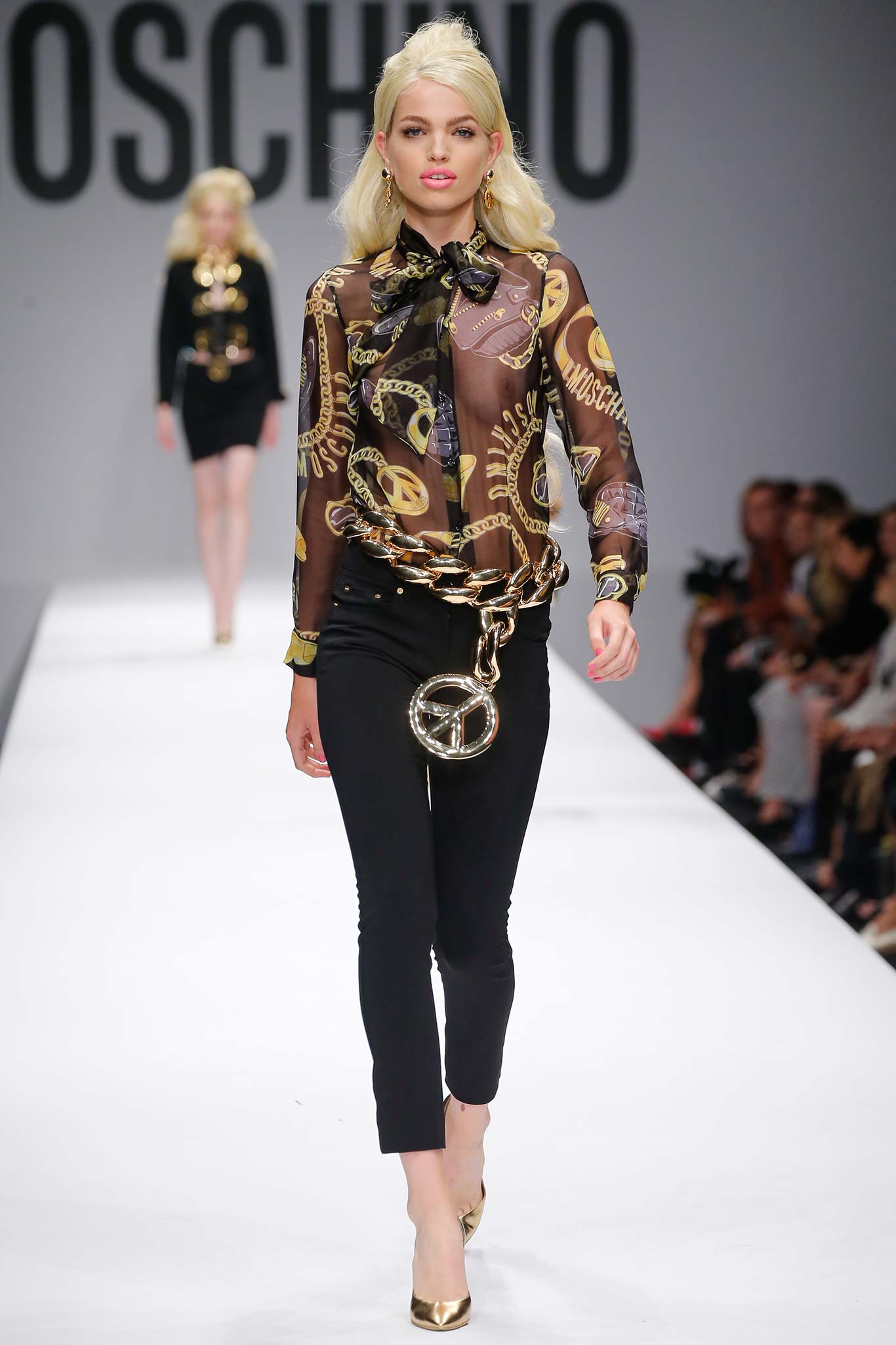 Moschino S/S 15 Look 41