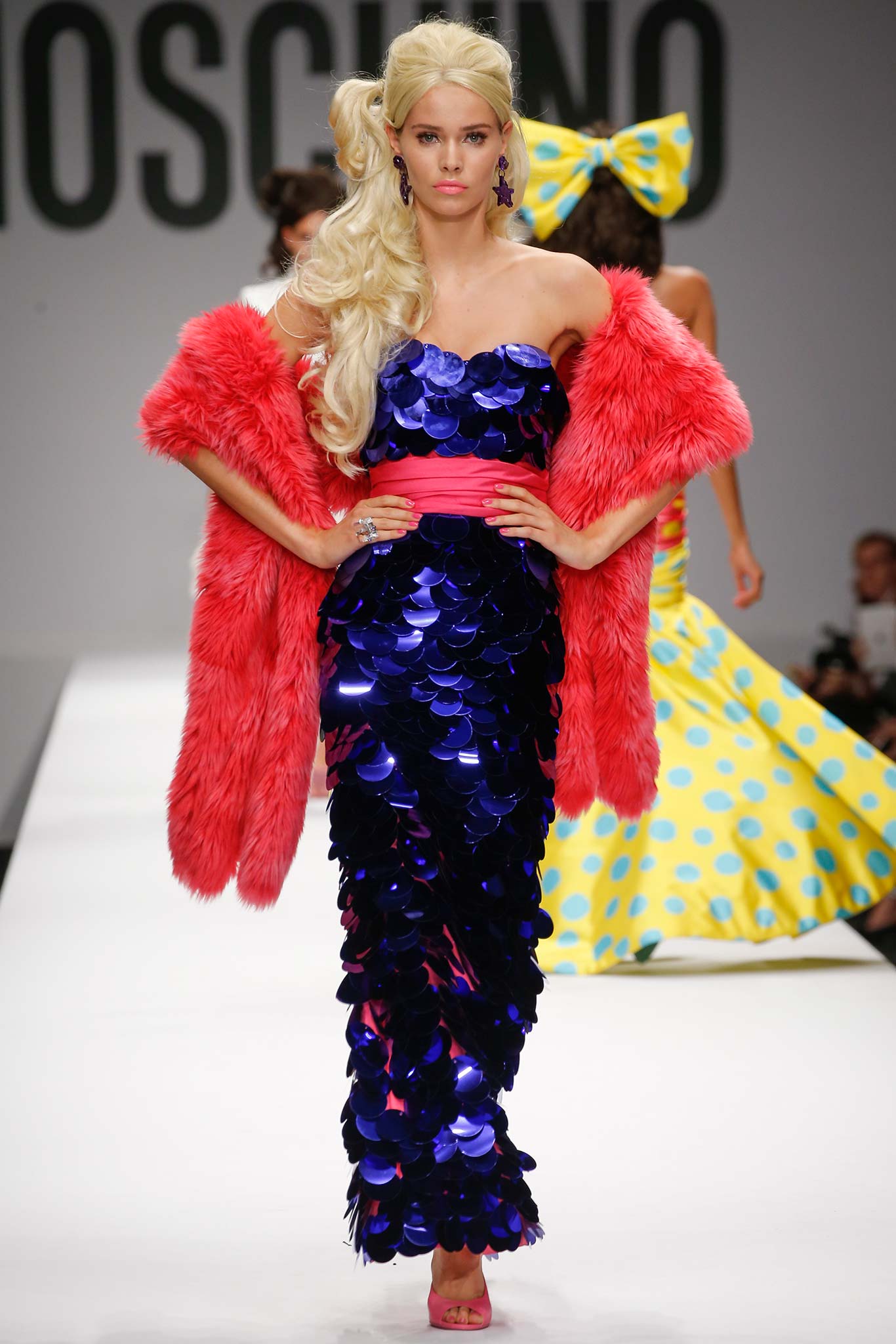 Moschino S/S 15 Look 51