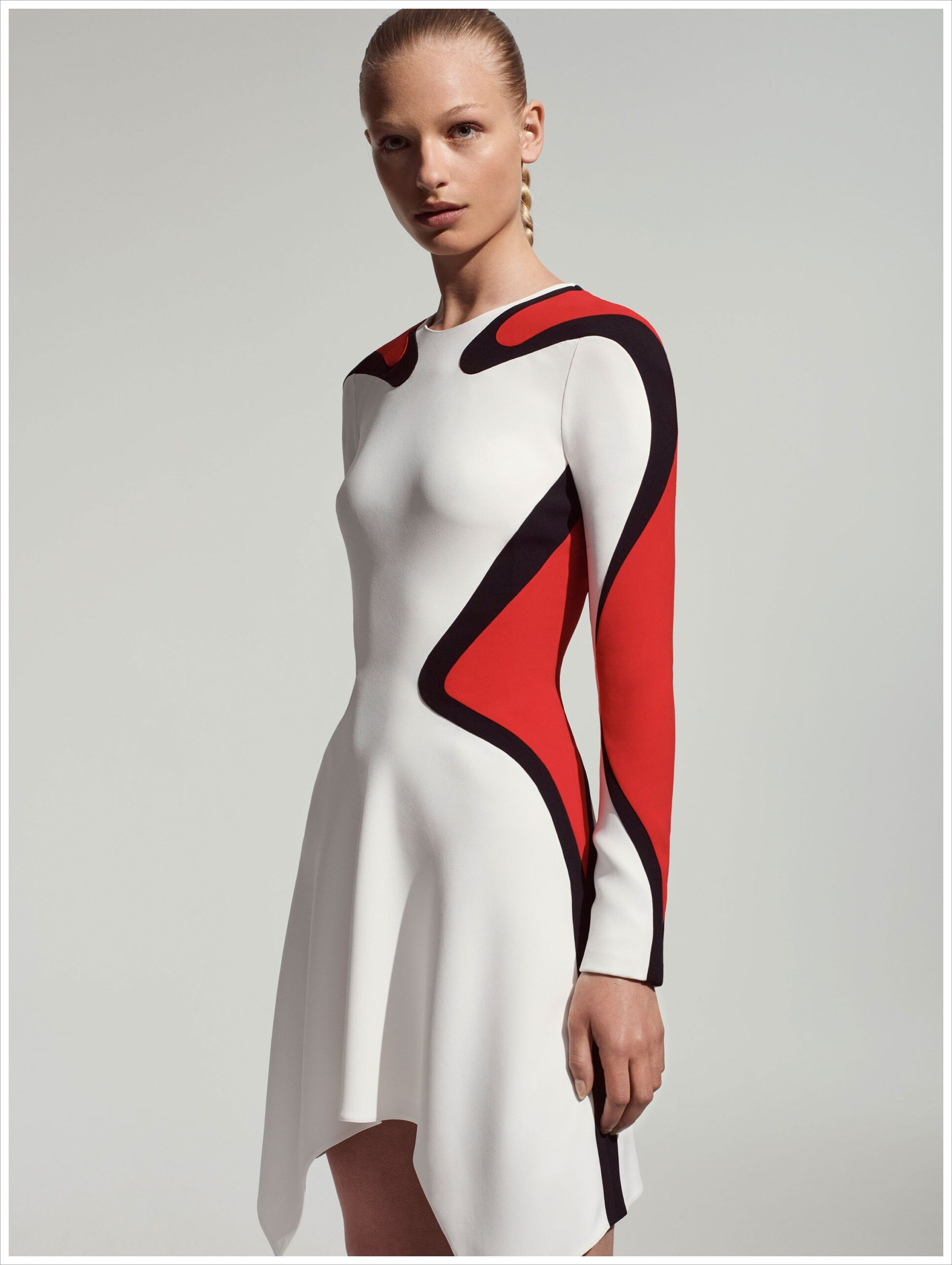 Mugler Resort 18 Look 7