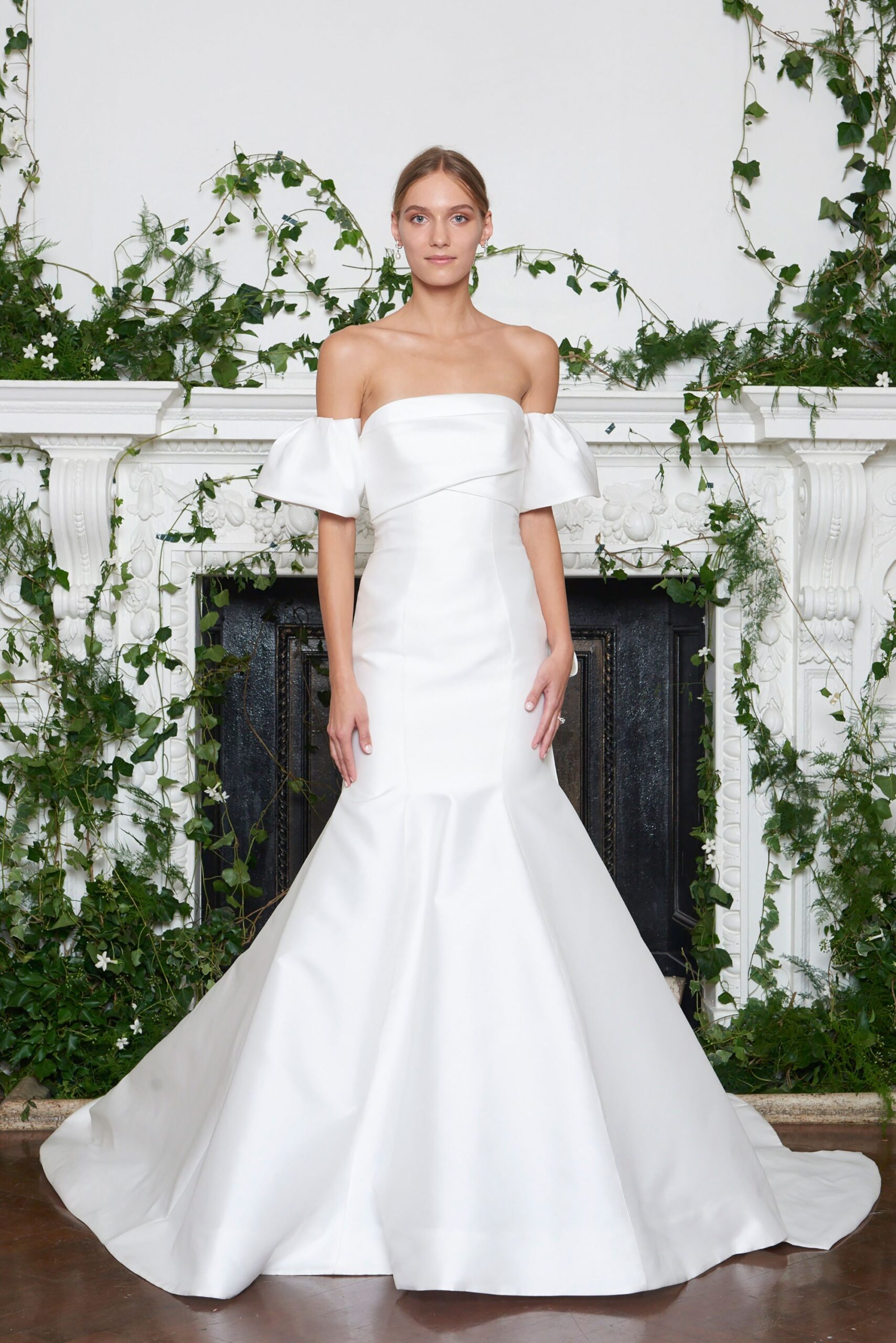 Monique Lhuillier F/W 18 Bridal Look 7