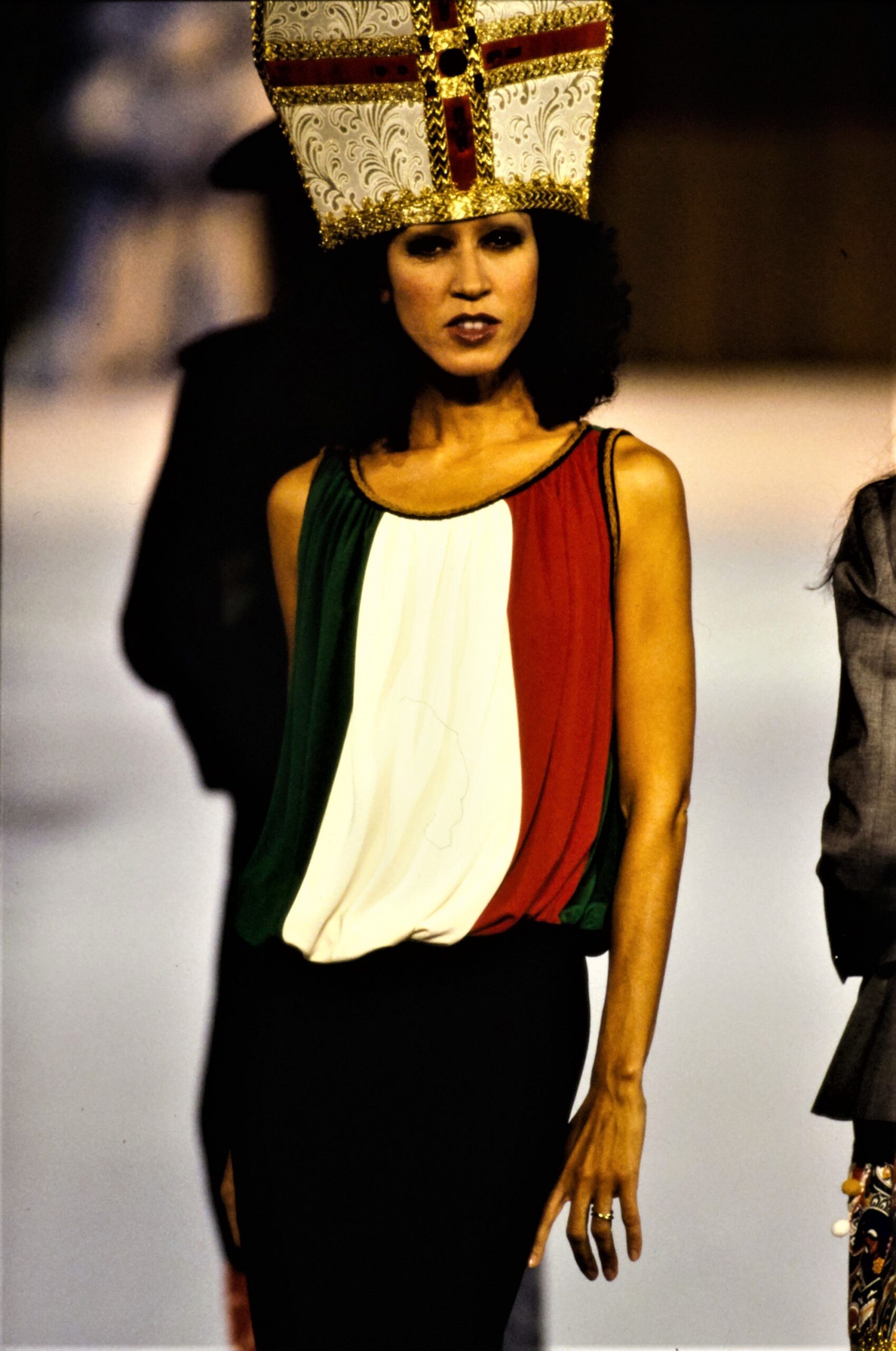 Moschino S/S 94 Look 85