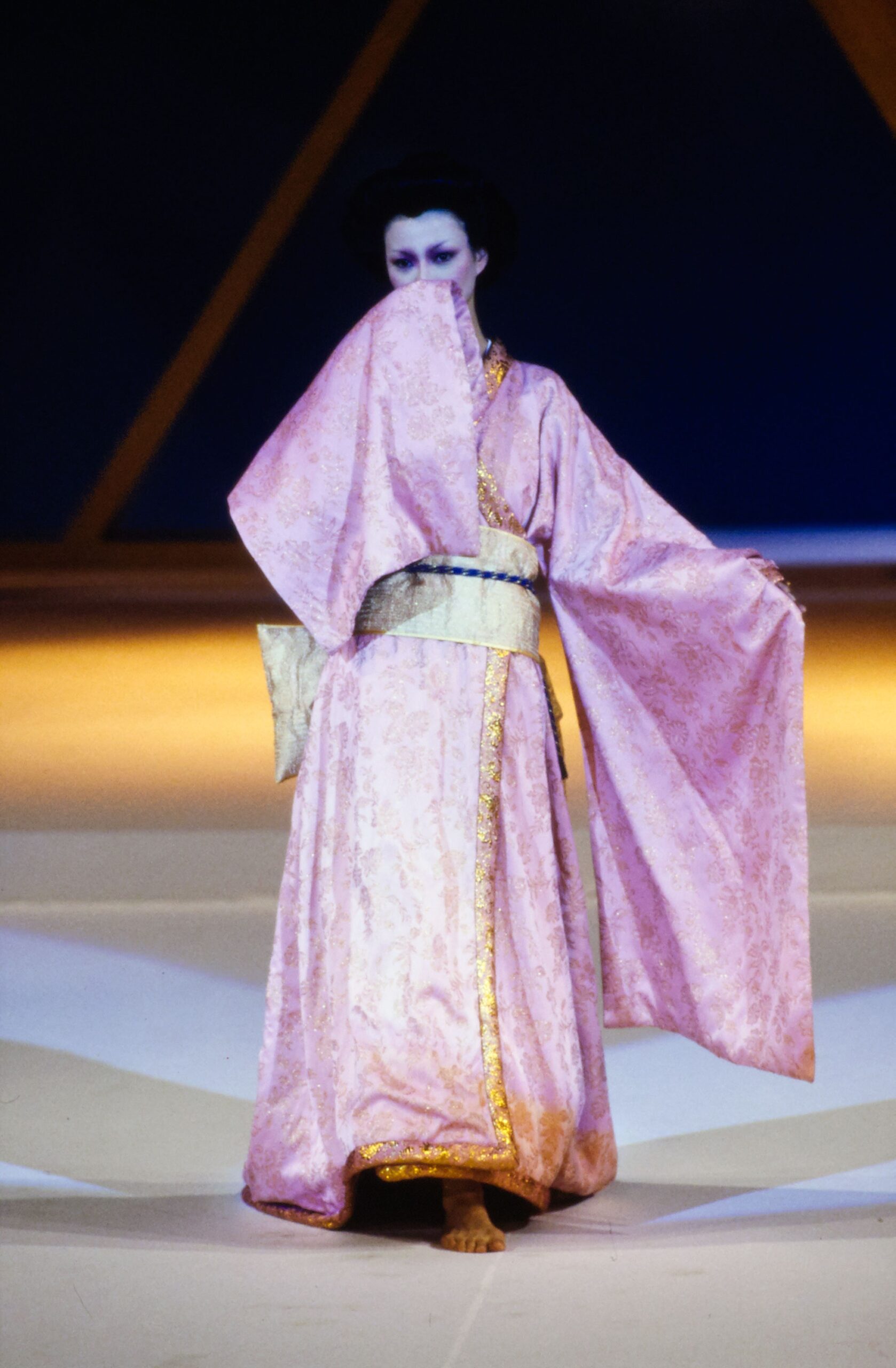 Moschino S/S 94 Look 86