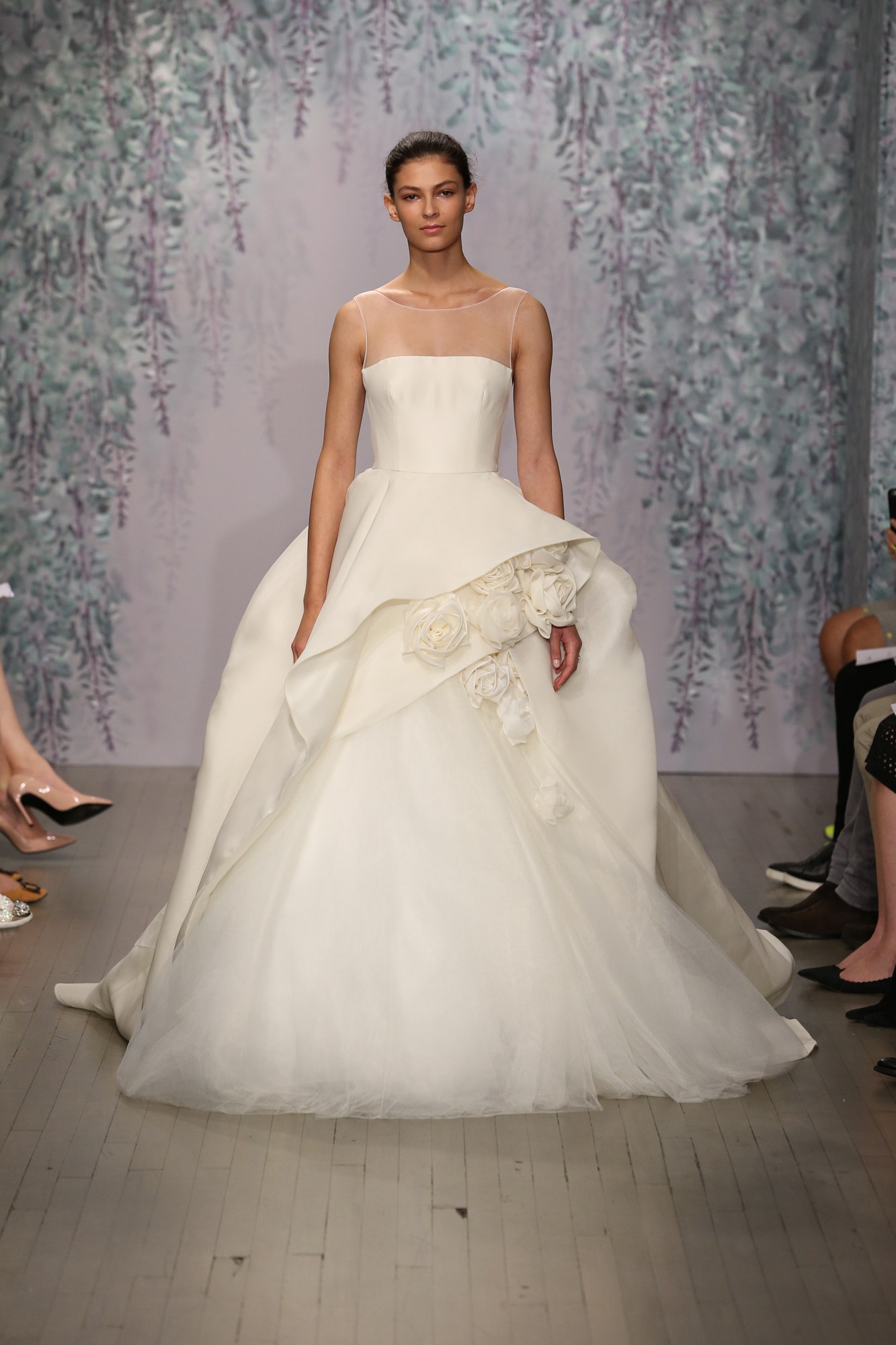 Monique Lhuillier F/W 16 Bridal Look 9