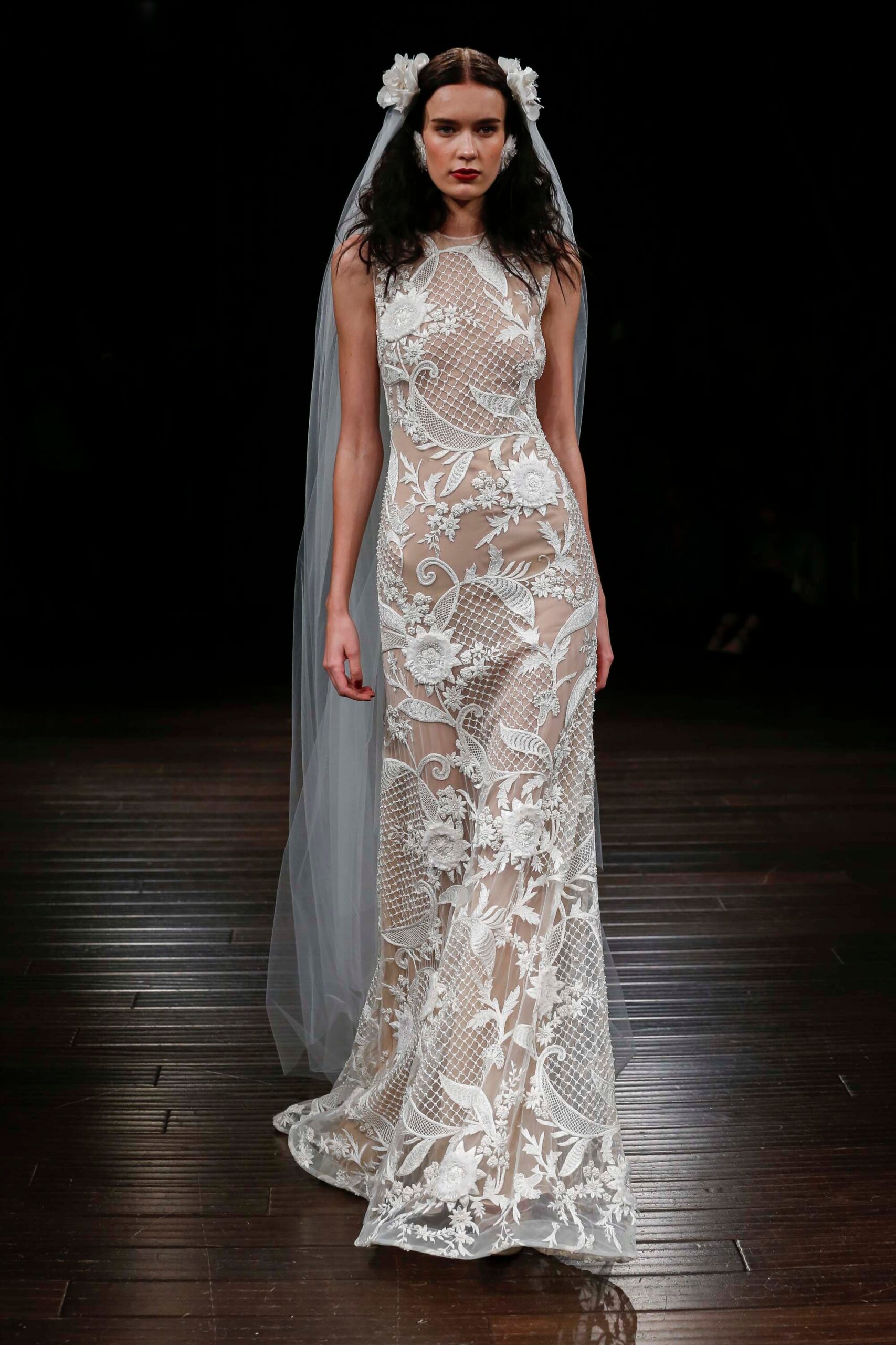 Naeem Khan F/W 17 Bridal Look 9