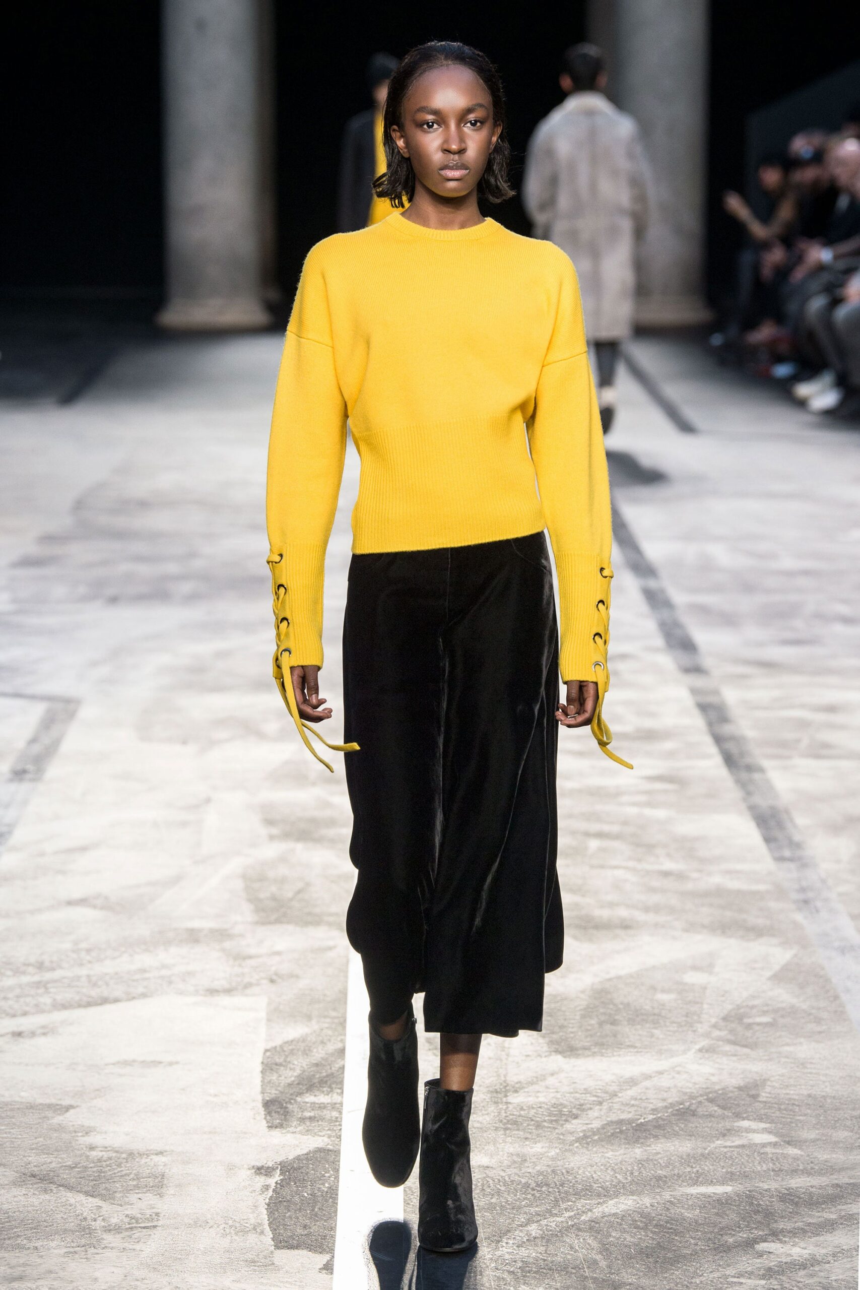 Neil Barrett F/W 17 Look 9