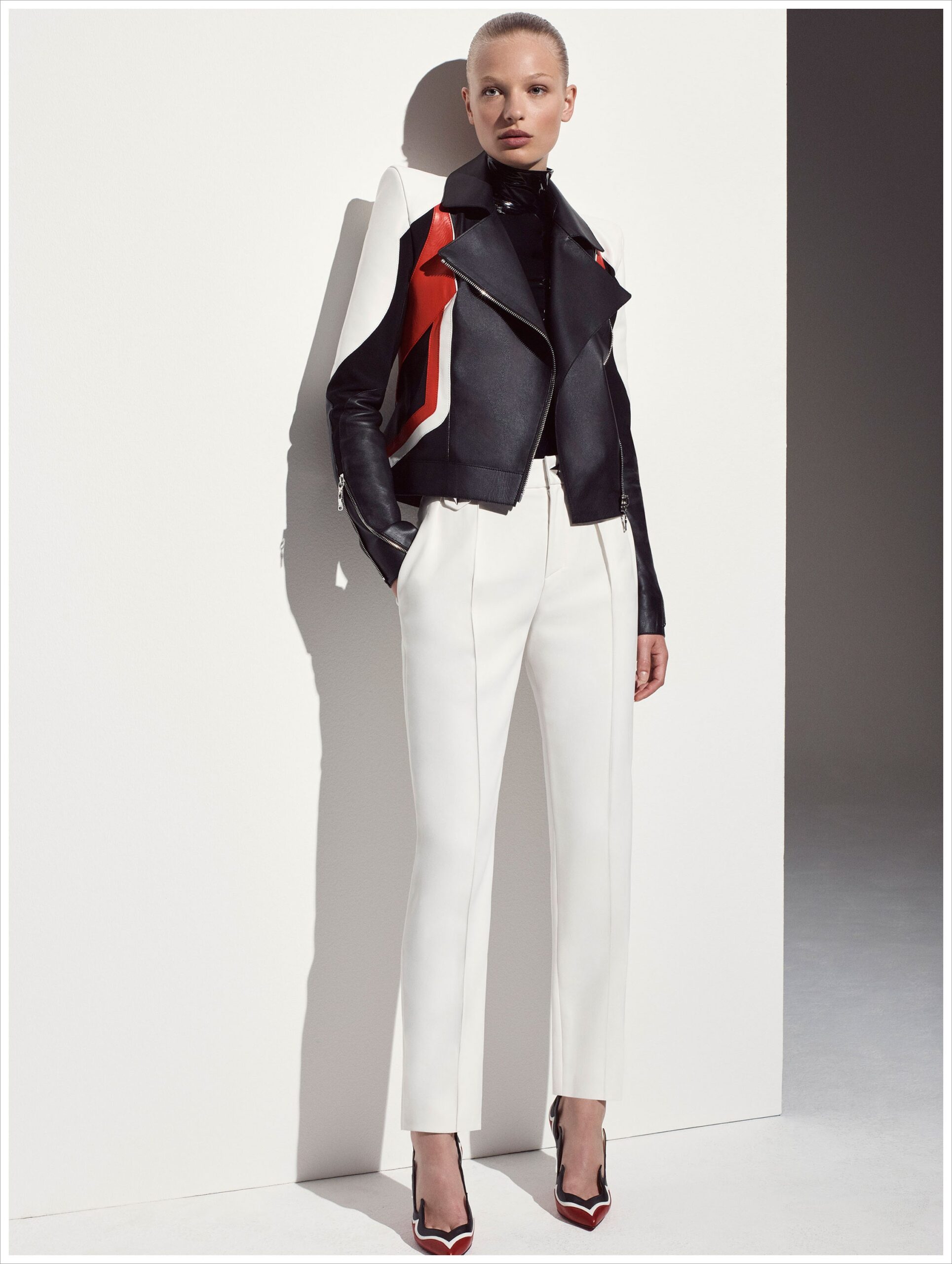 Mugler Resort 18 Look 10