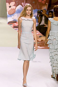 Moschino S/S 00 Look 13